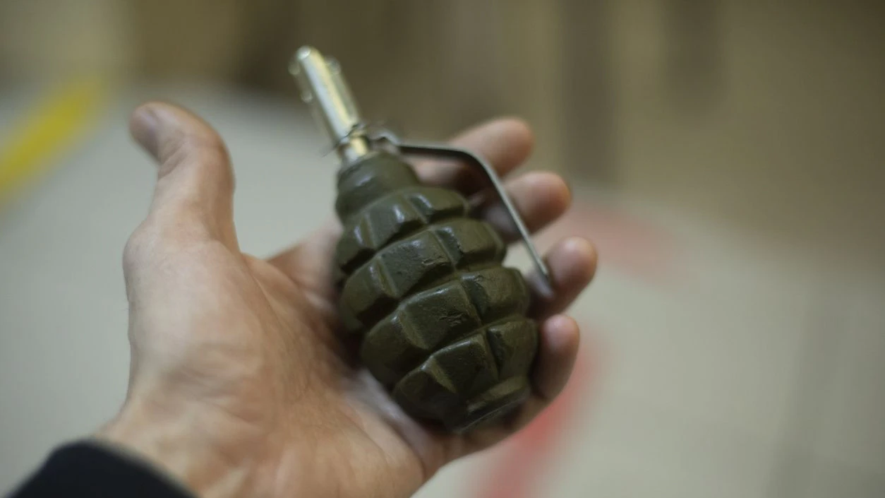 Die gefunde Granate war laut Einschätzung der Experten tatsächlich funktionstüchtig. Die Hintergründe des Vorfalls sind unklar.