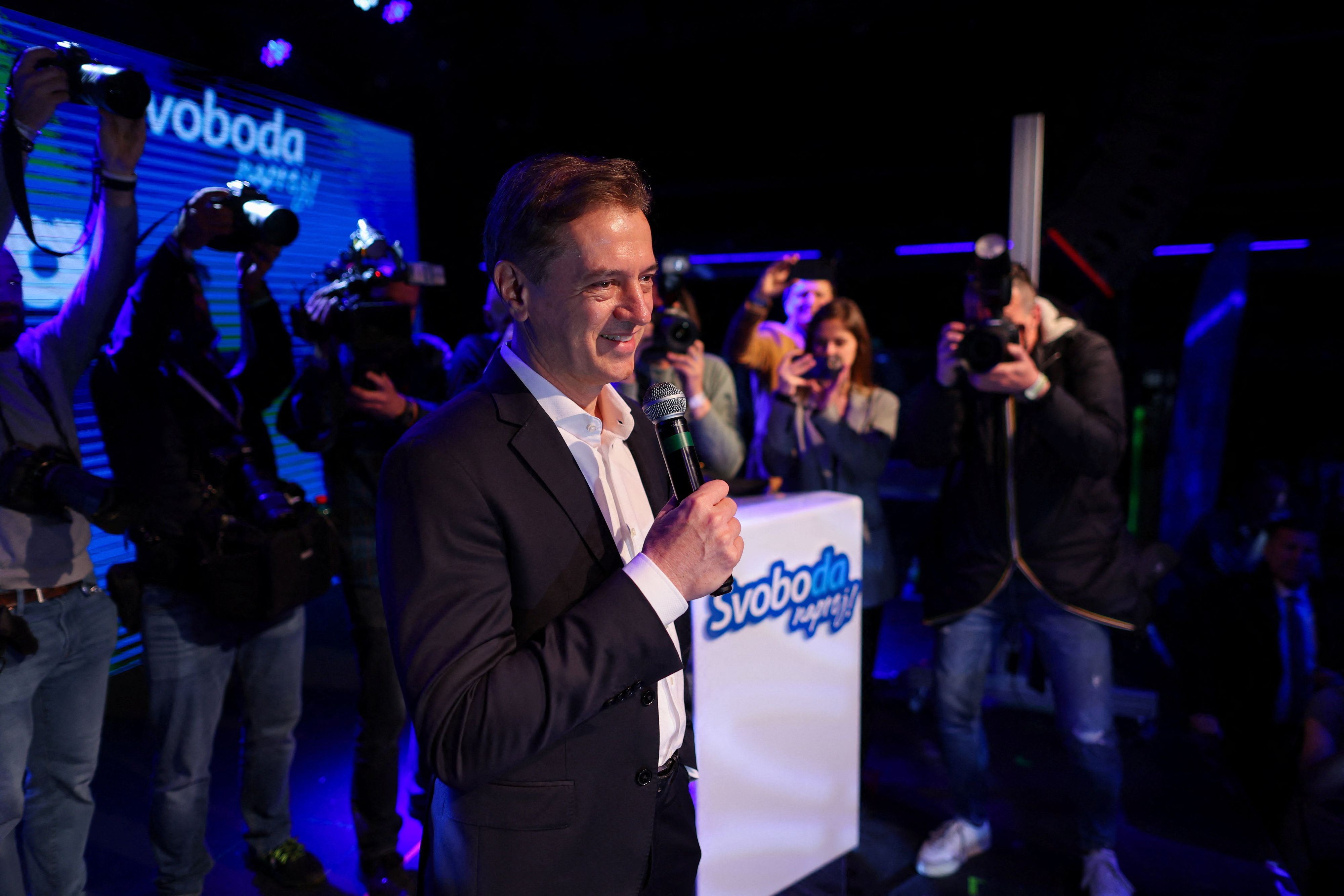 Sloweniens Premier Robert Golob verteidigte bei der Parlamentswahl den ersten Platz seiner liberalen Freiheitsbewegung (GS)