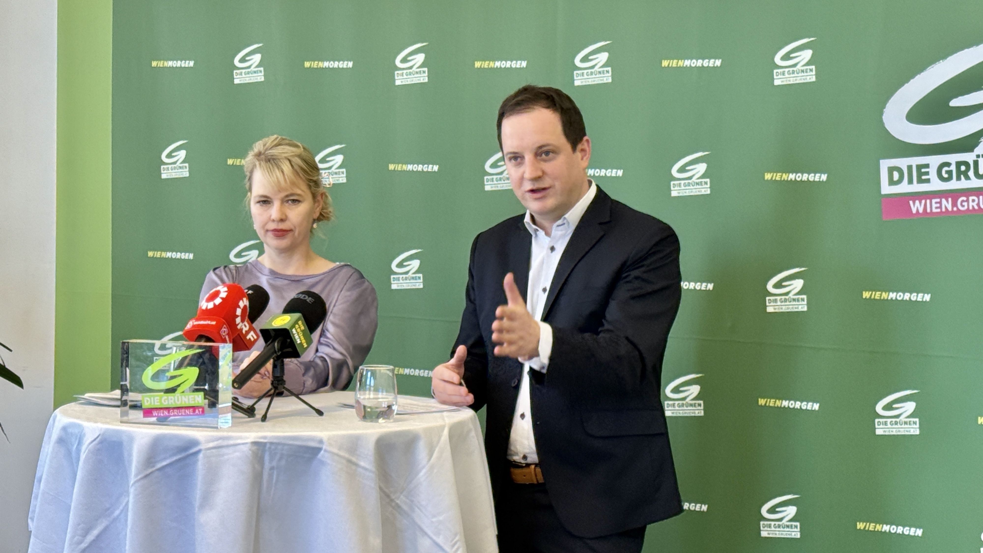 Vize-Klubobfrau Julia Malle, Grüner Klubobmann Georg Prack.