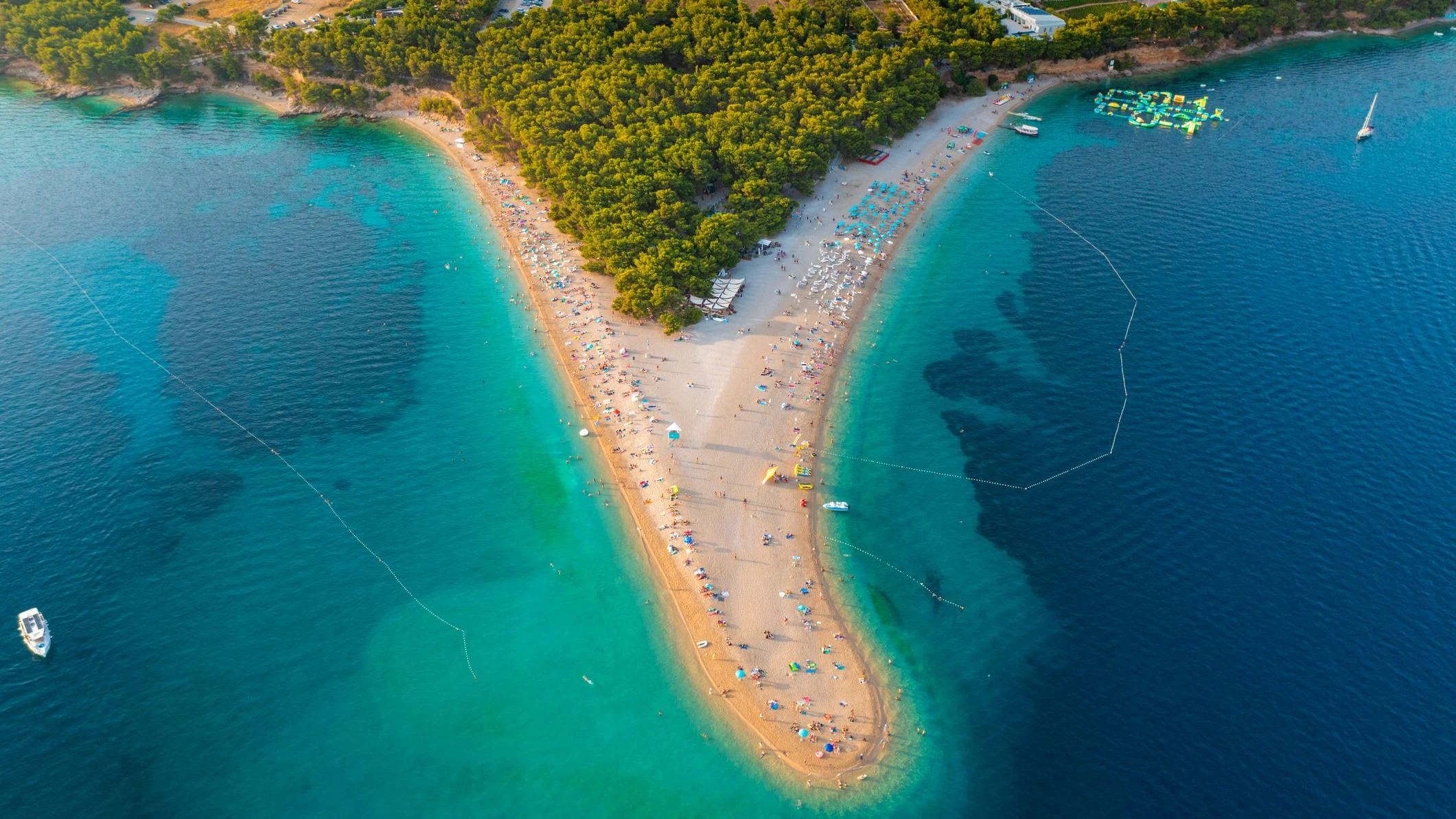 Zlatni Rad - Der Strand der mit dem Wind geht. 
