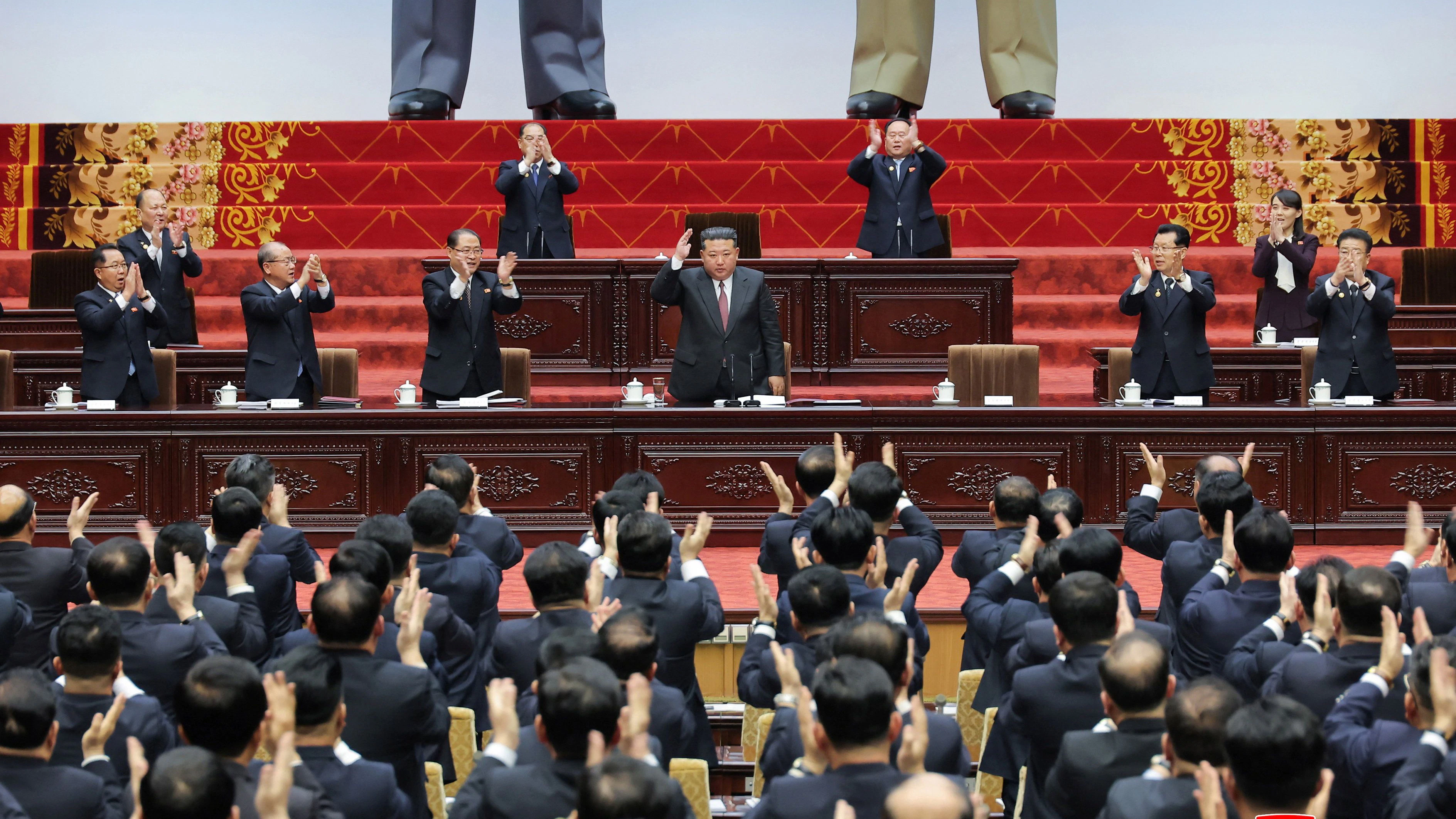 Diktator Kim Jong-un wurde wenig überraschend im höchsten Amt Nordkoreas bestätigt.