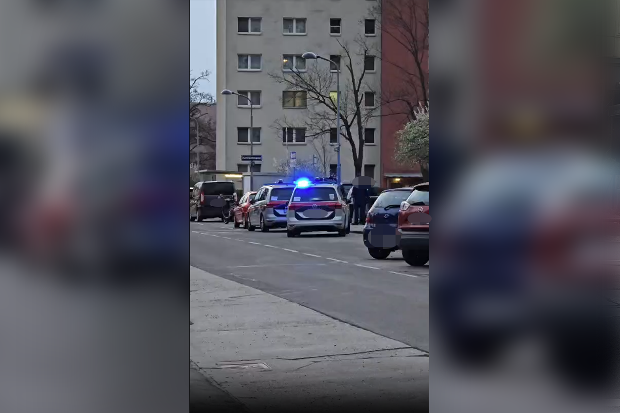 Am Montag kam es zu einem Großeinsatz in einer Wohnung in Floridsdorf.