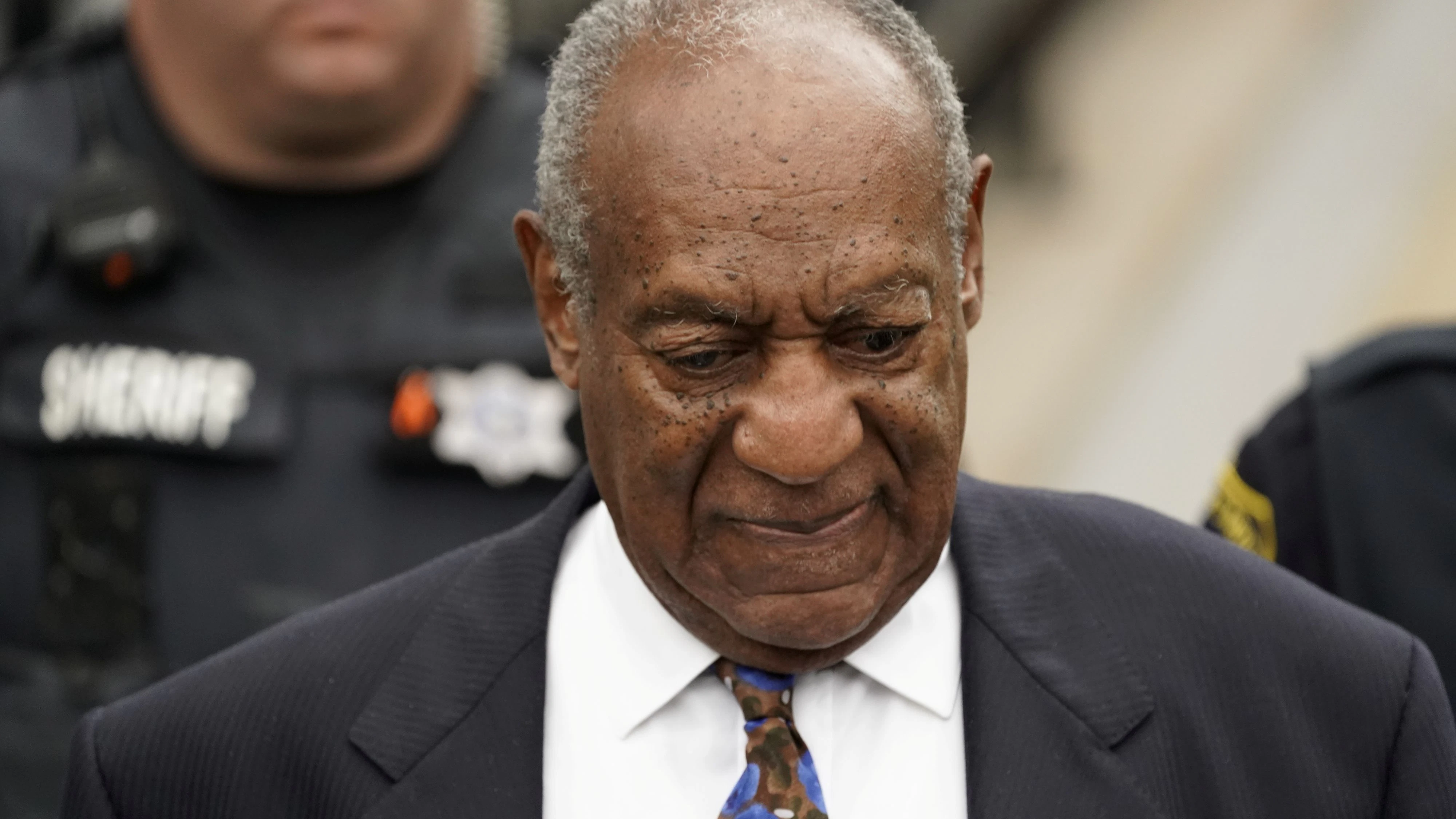 Bill Cosby muss über 50 Jahre später zahlen.