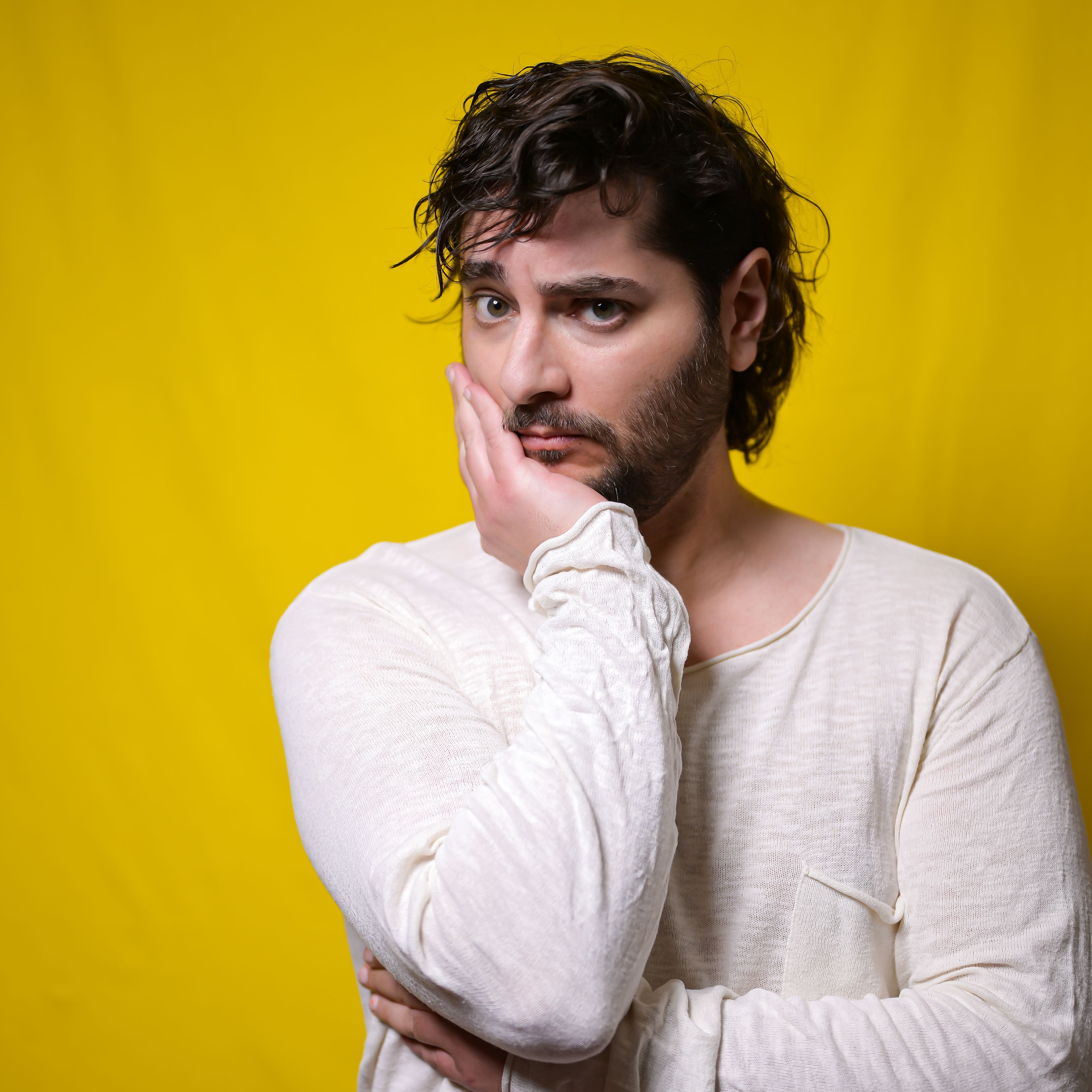 Homajon Sefat bringt seine Depression als Thema auf die Bühne. Am 31. März feiert 