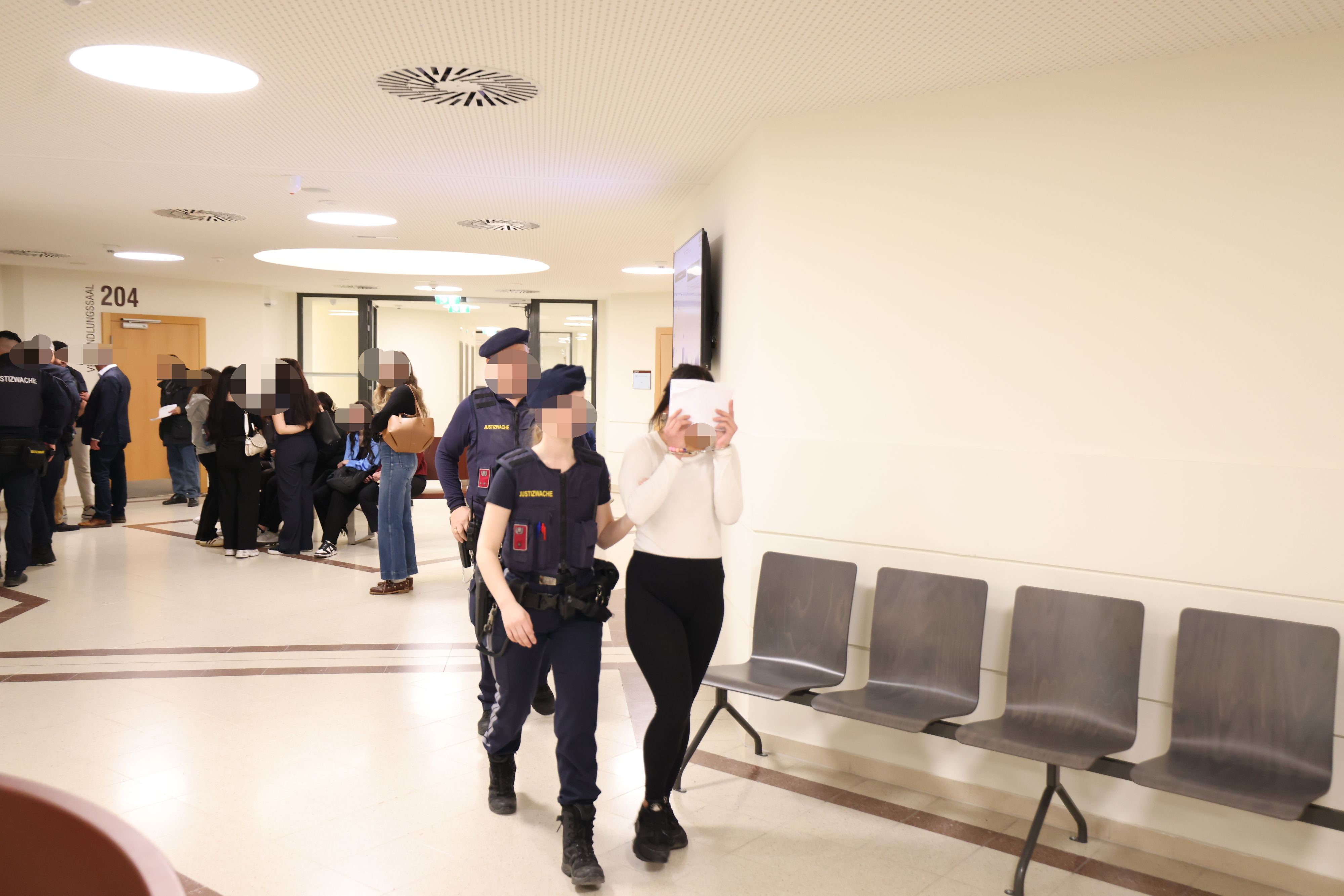 Die 26-Jährige verletzte mehrere Kinder bei Angriffen