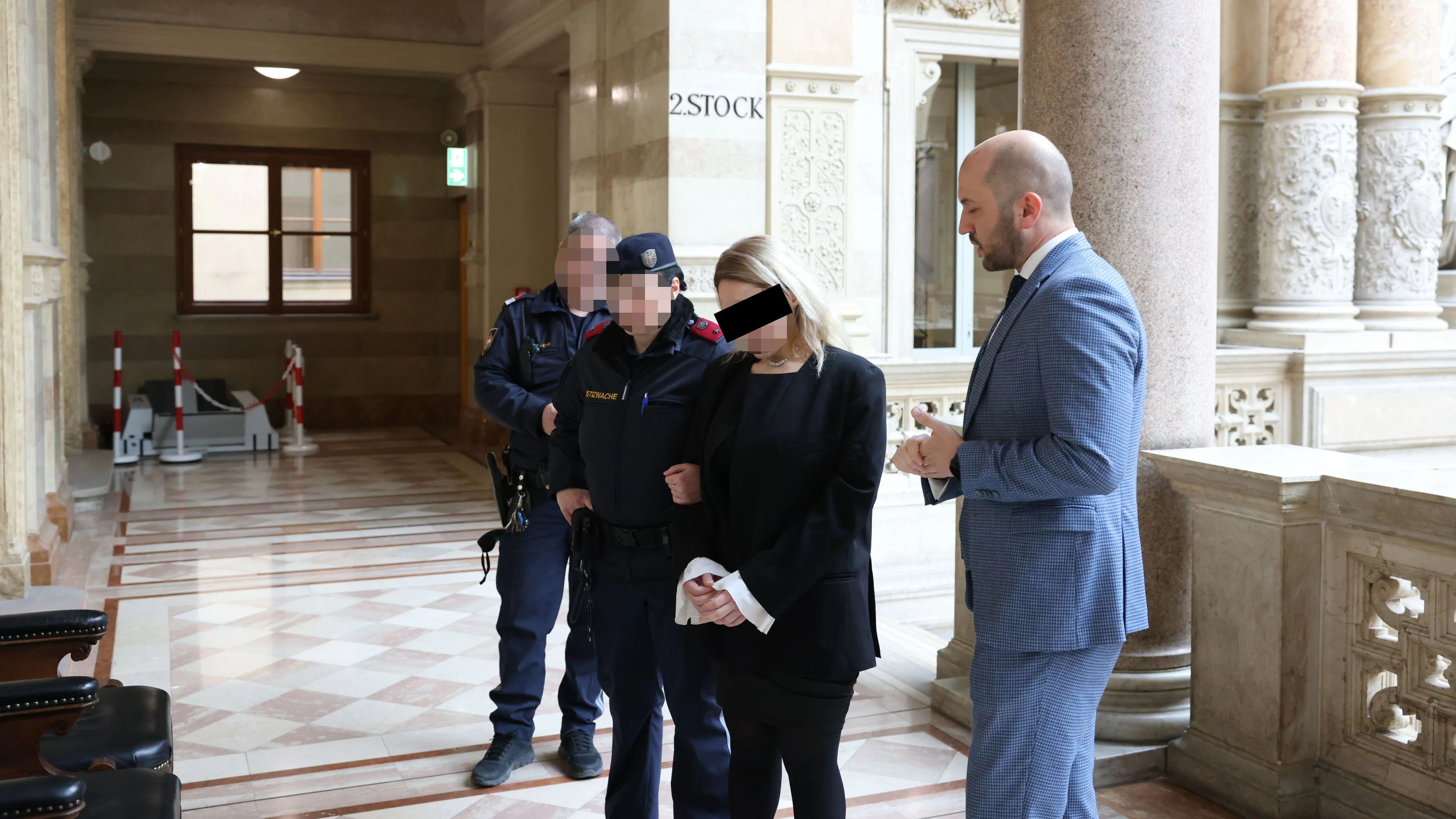 Die Gattin des bekannten Anwalts wurde in der Berufungssache von Anwalt Martin Klemm vertreten.