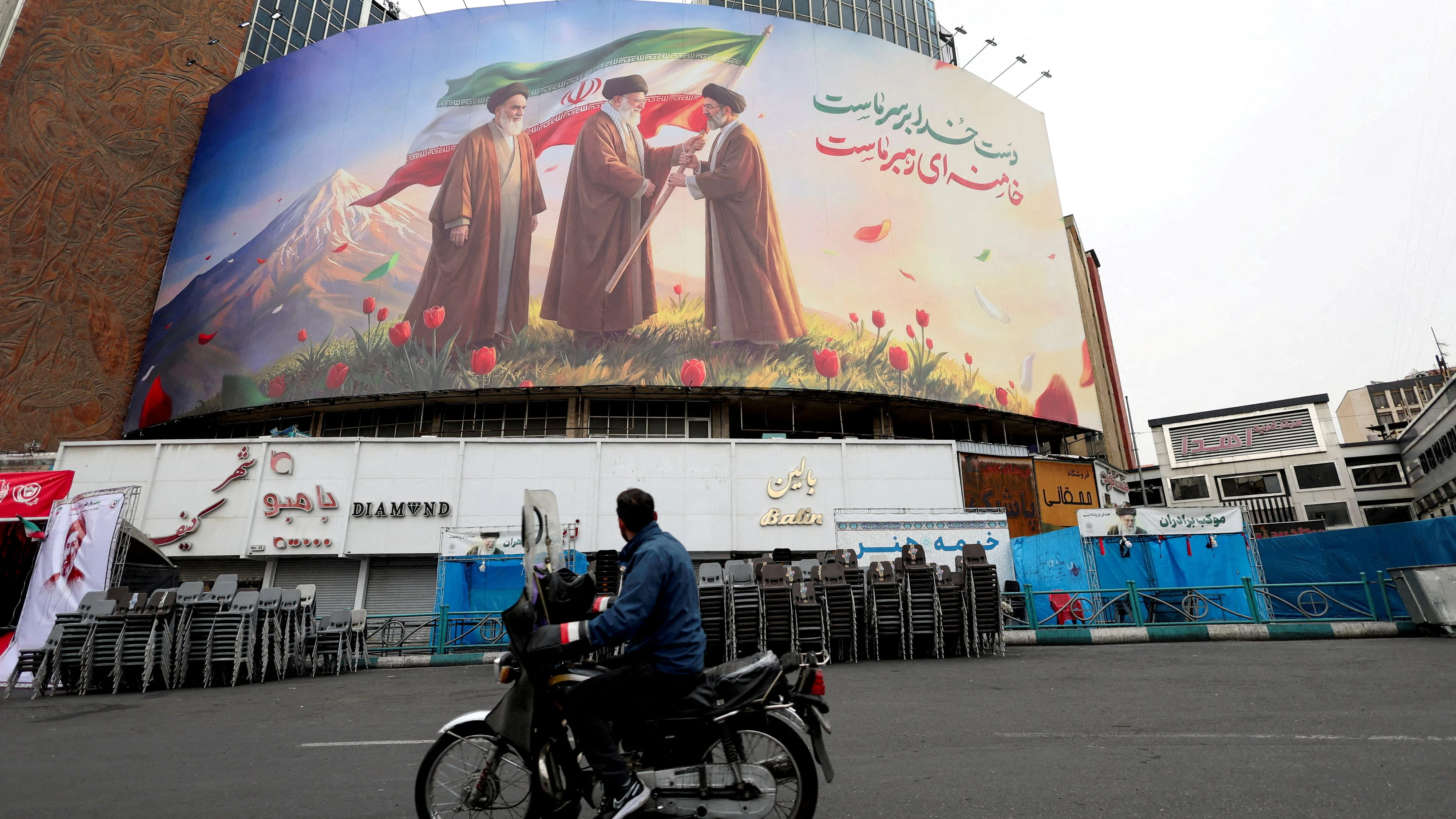 Gibt es noch Verhandlungen? Und wenn ja, mit wem?