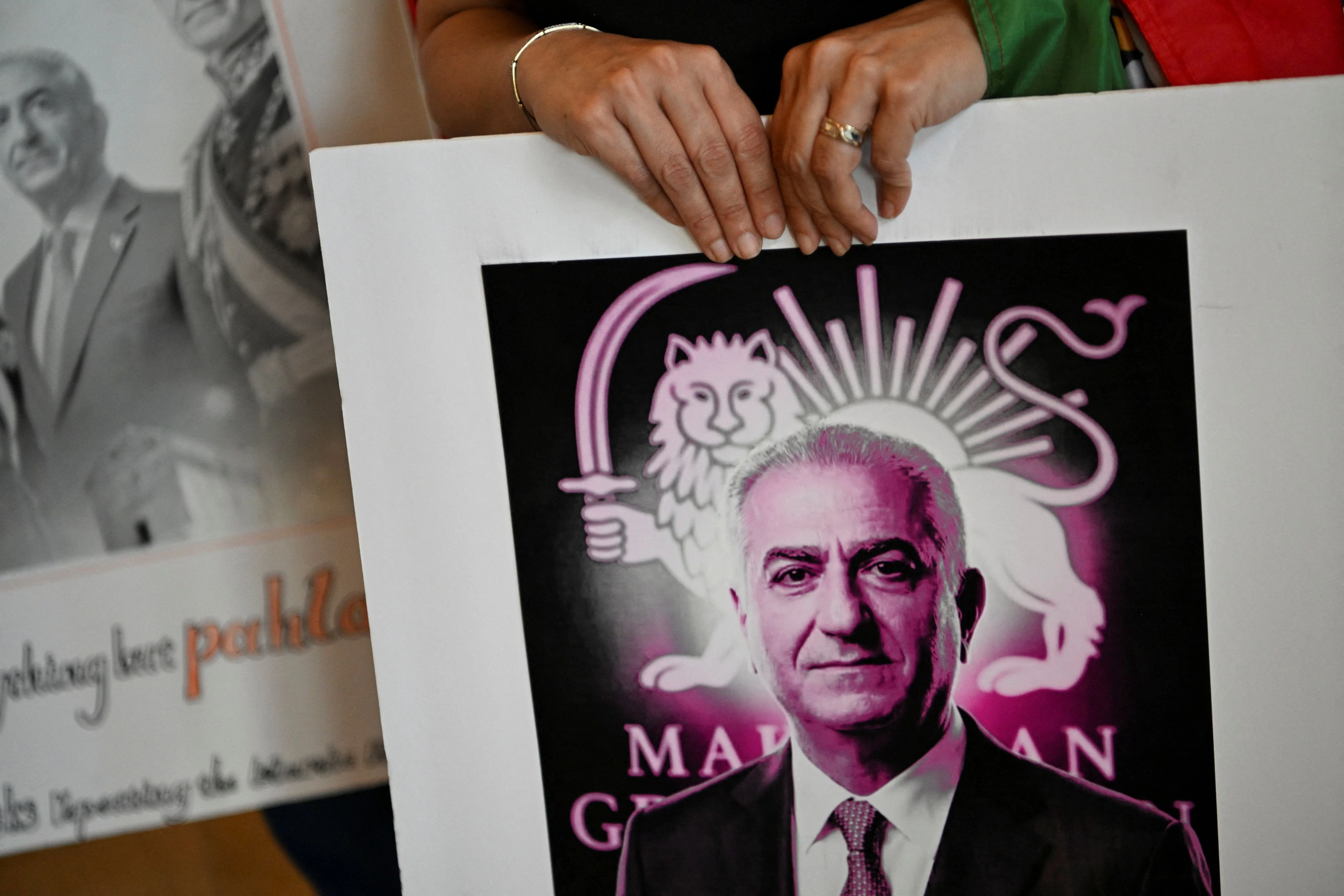 Wird Schah-Sohn Reza Pahlavi im künftigen Iran eine Rolle spielen?