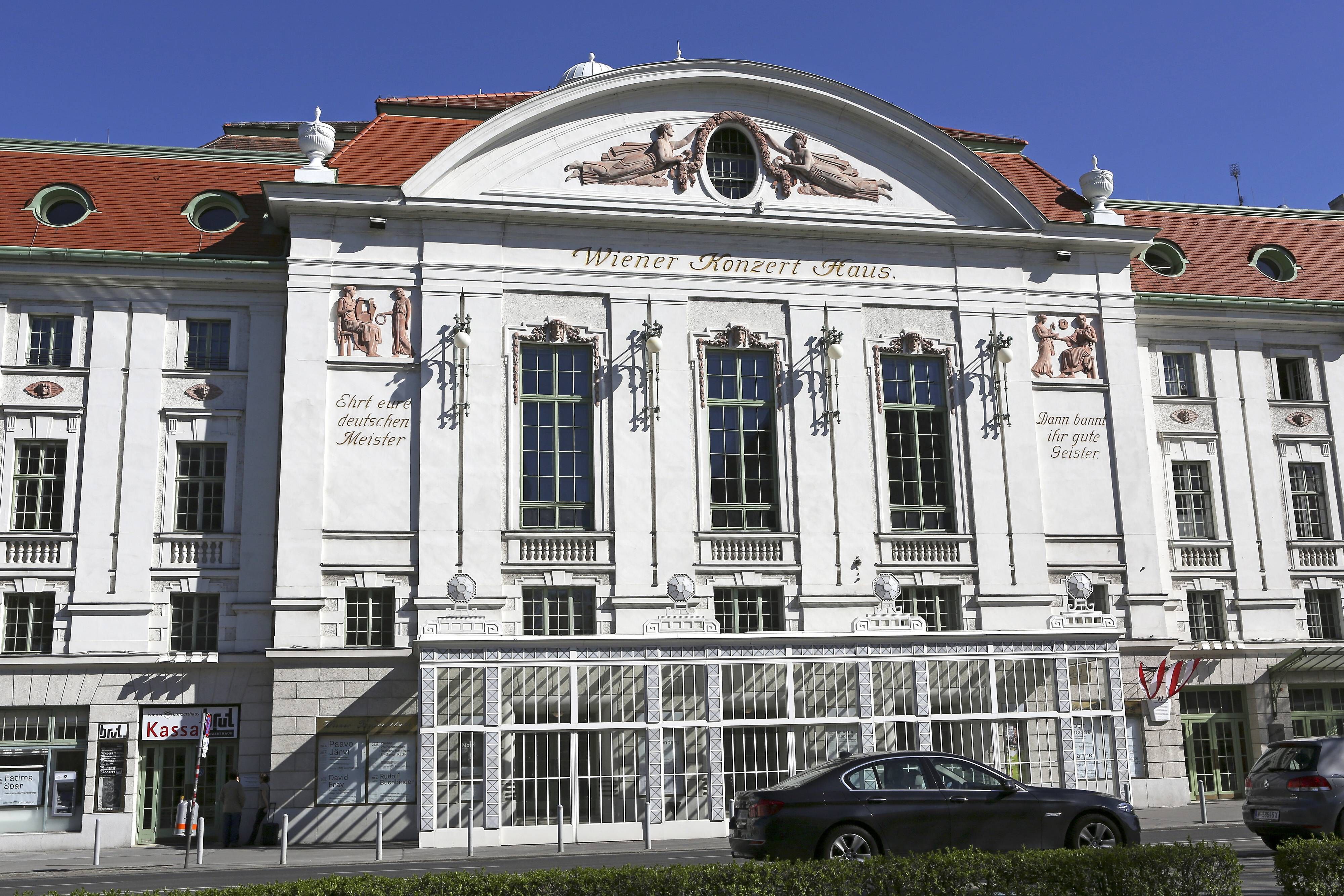 Intendant und Vorstandsvorsitzender Matthias Naske (62) präsentierte am 25. März das Programm des Wiener Konzerthauses. Trotz finanzieller Herausforderungen blickt das Haus zuversichtlich in die Zukunft.