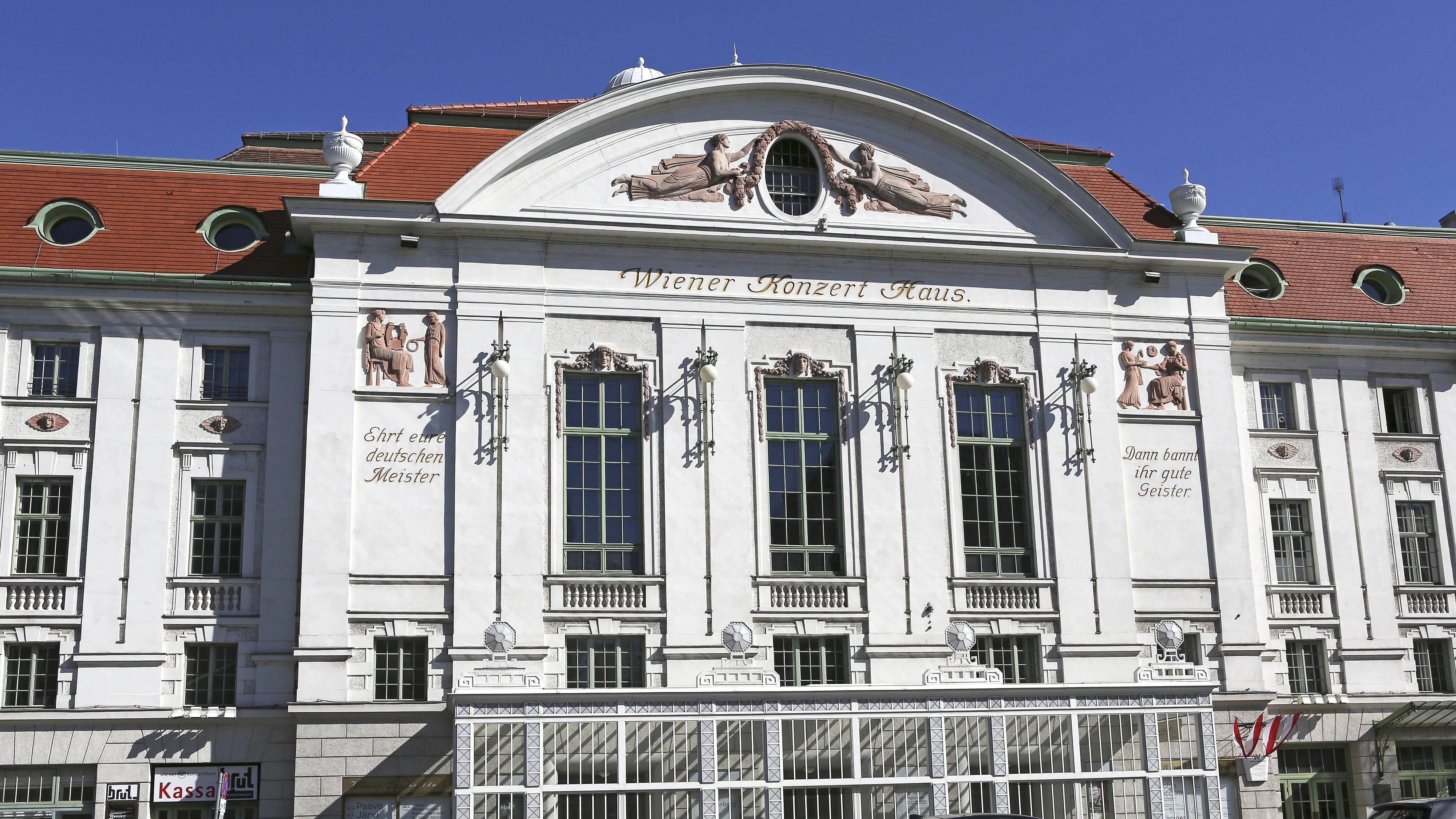 Intendant und Vorstandsvorsitzender Matthias Naske (62) präsentiert am 25. März das Programm des Wiener Konzerthauses. Trotz finanzieller Herausforderungen blickt man zuversichtlich in die Zukunft.