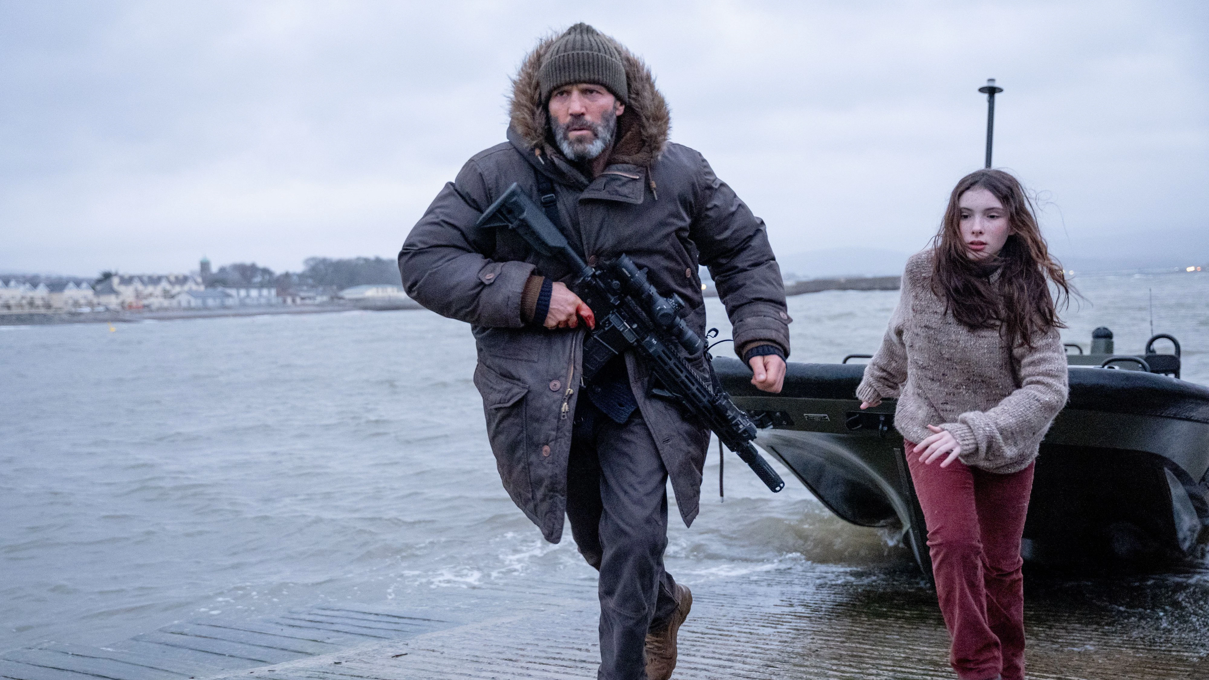 Heute.at - Wie eine 14-Jährige Jason Statham die Show stiehlt