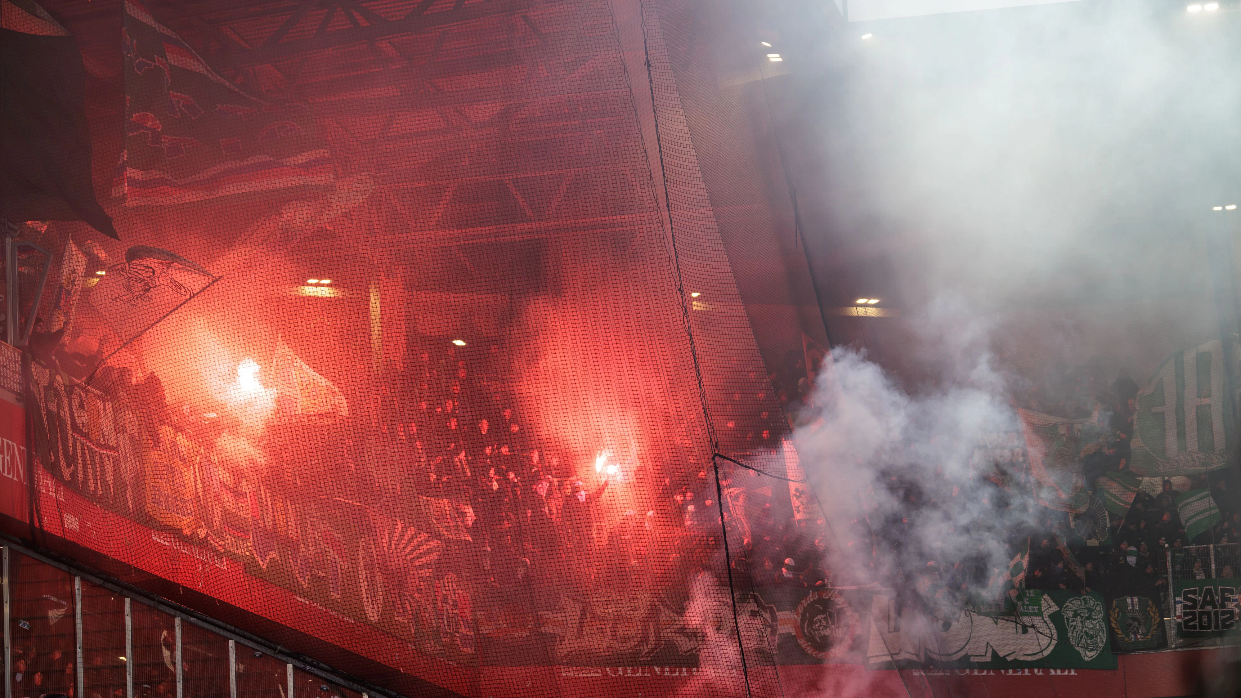 Heute.at - Rapid plant individuelle Tickets und härteren Fan-Kurs