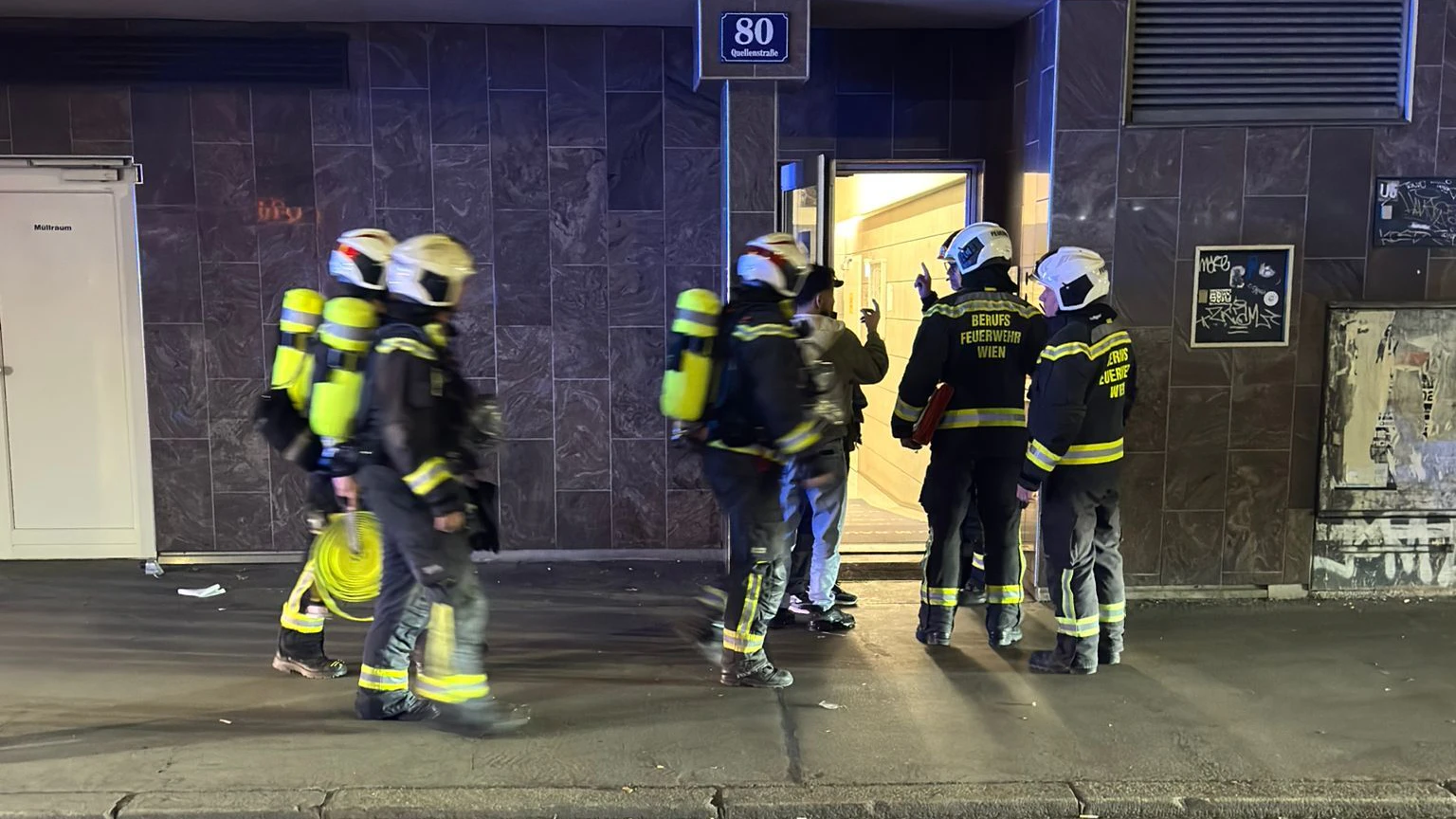 Feuerwehr-Einsatz am Dienstagabend in der Quellenstraße (Wien-Favoriten)
