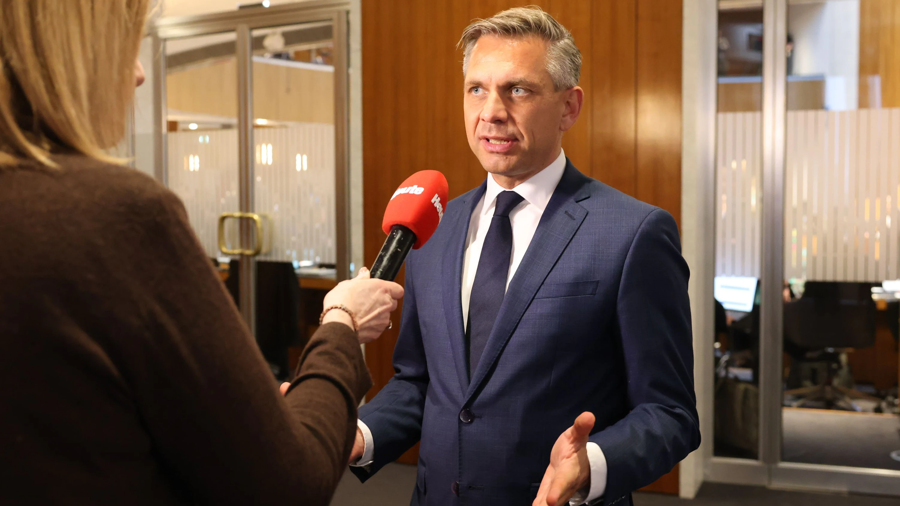 Heute.at - Risiko sehr ernst nehmen – Minister-Appell an alle