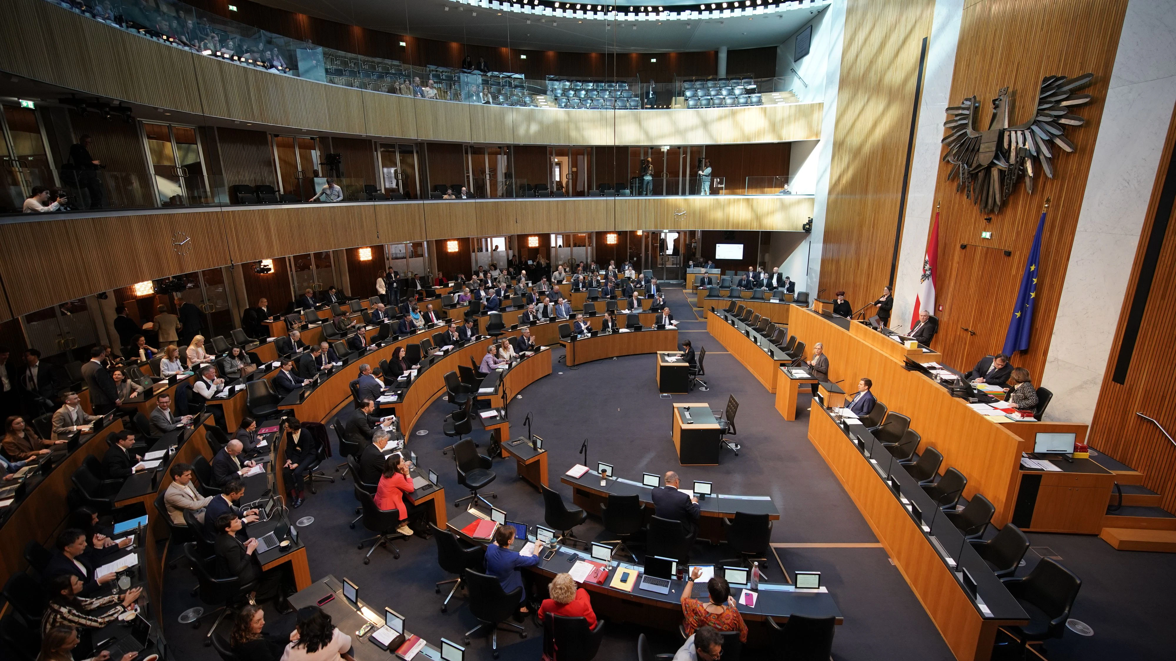 Am Mittwoch wurde im Nationalrat die Freigabe von Ölreserven beschlossen.
