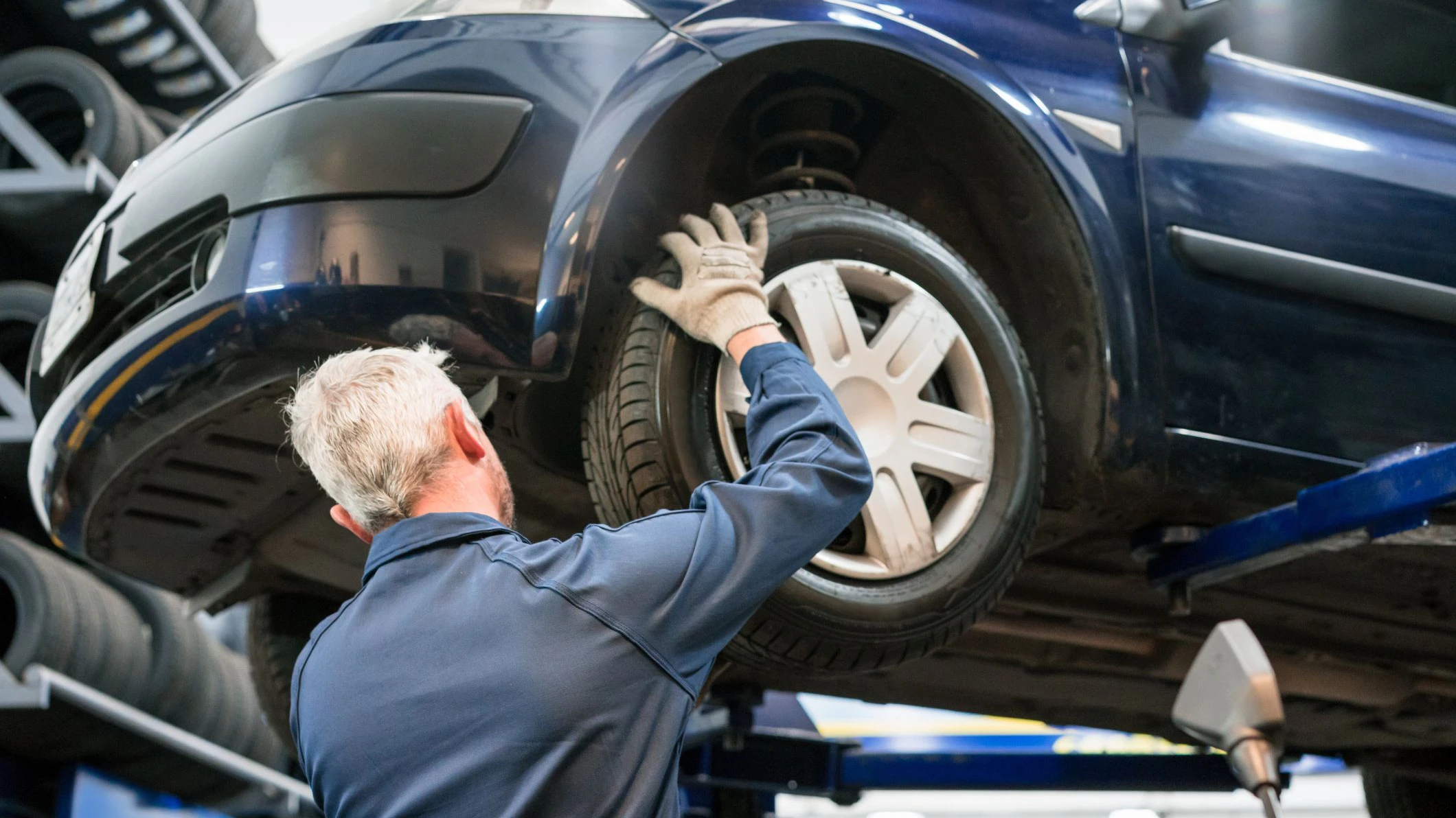 Die Preisunterschiede beim Reifenwechseln sind gewaltig. Vergleichen lohnt sich. (Symbolbild)