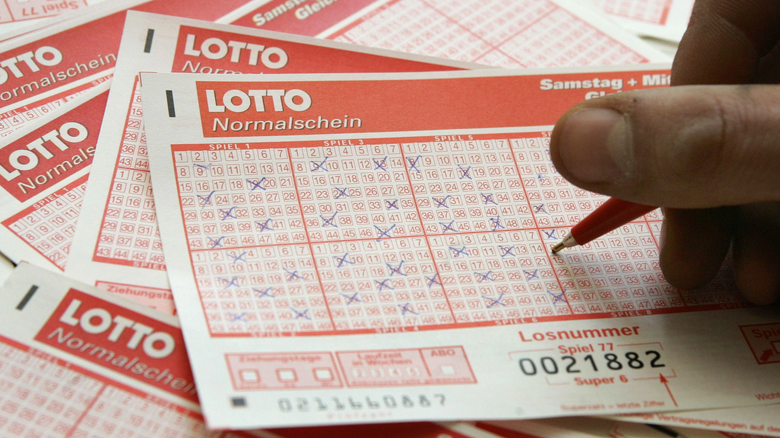 Heute.at - Toter gewinnt Lotto-Jackpot – wer das Geld bekommt