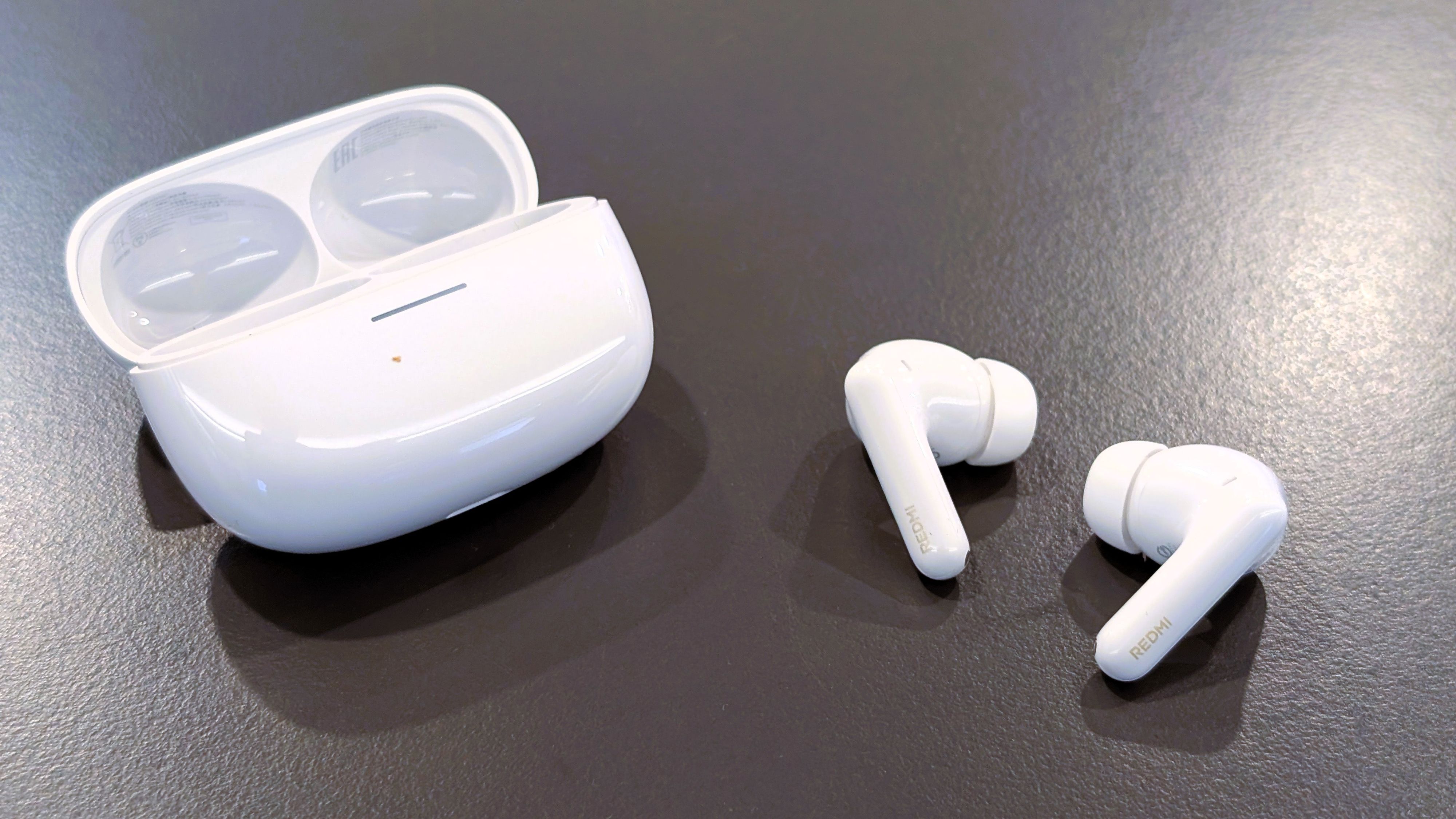 Unterm Strich sind die Redmi Buds 8 Pro ein starkes Gesamtpaket mit kleinen Schwächen, das vor allem preisbewusste Nutzer anspricht.