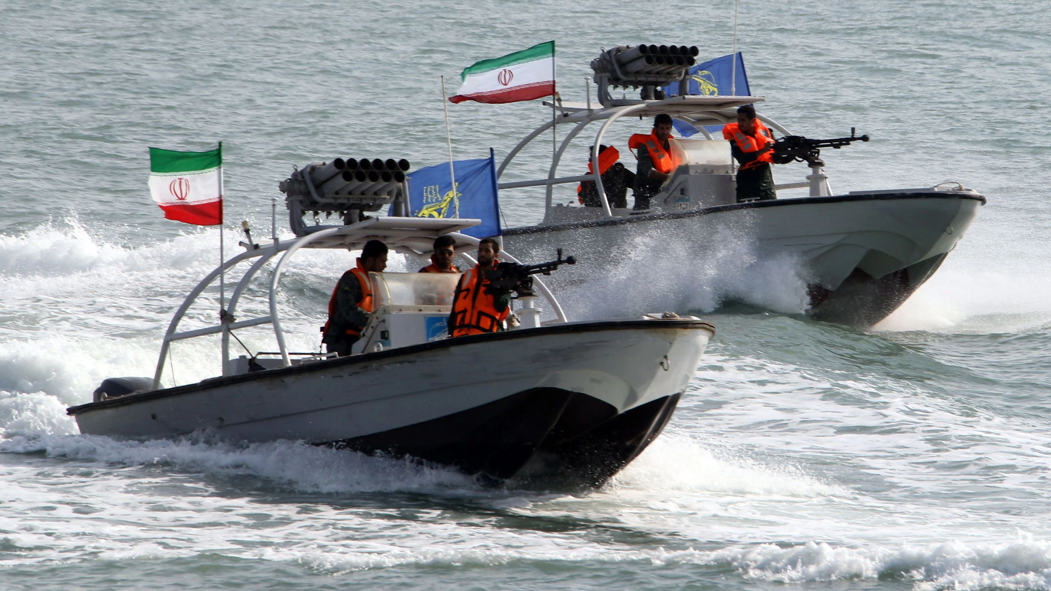 Heute.at - 2 Millionen Schutzgeld pro Schiff: So kassiert Iran ab