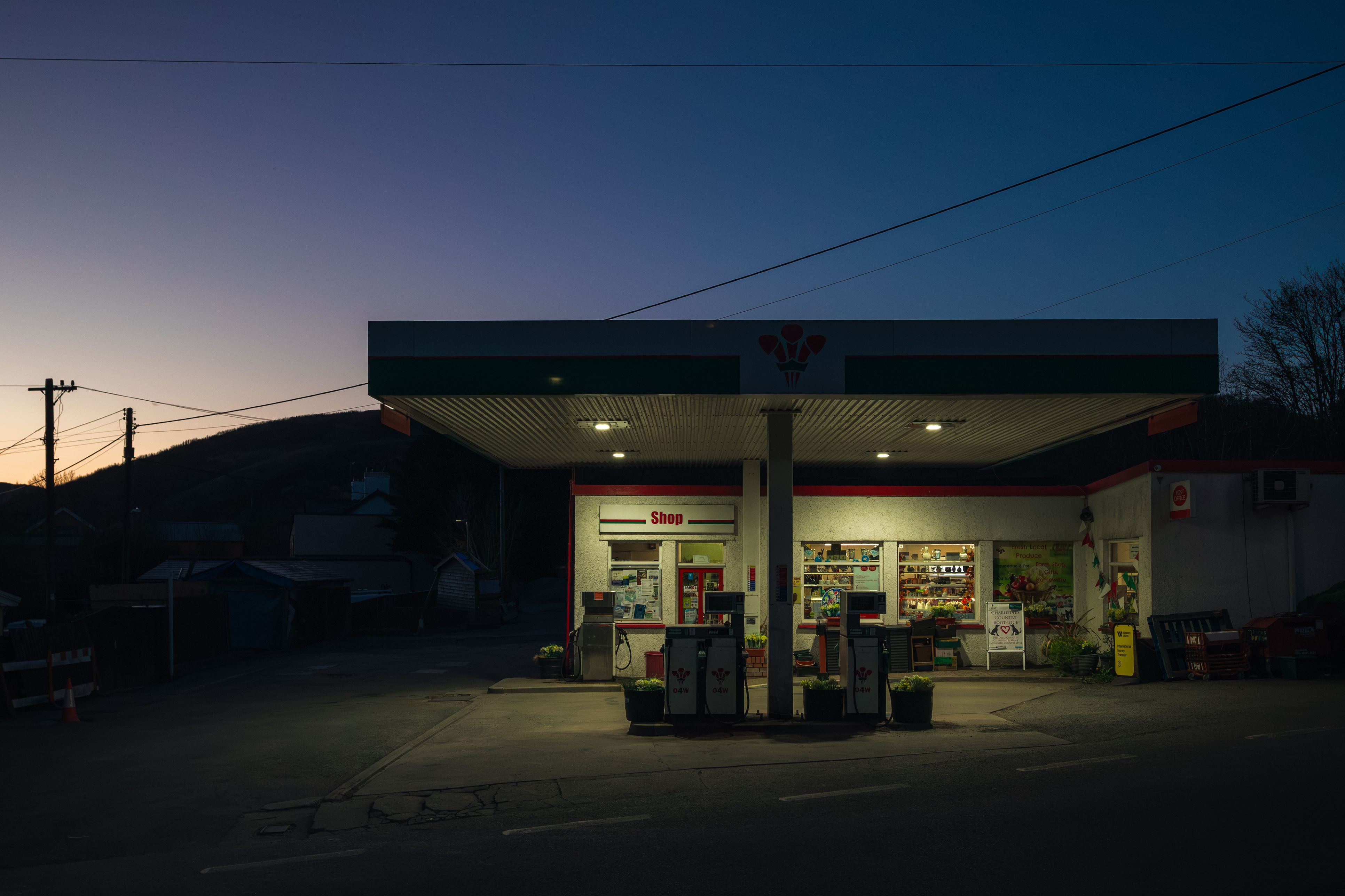 Die meisten fahren zum Tanken nach Österreich. (Symbolbild)