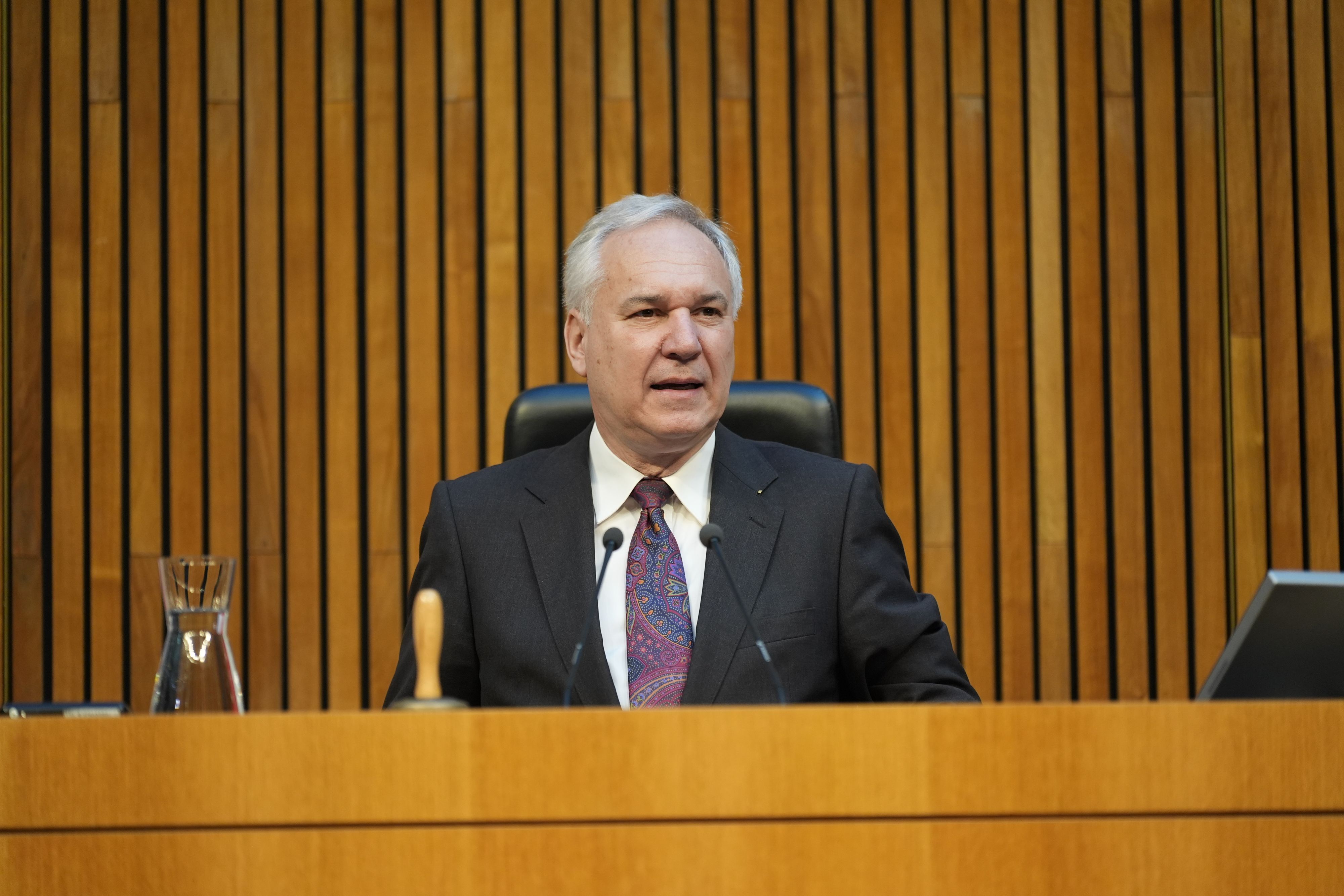 Walter Rosenkranz musste einen späten Ordnungsruf erteilen. 