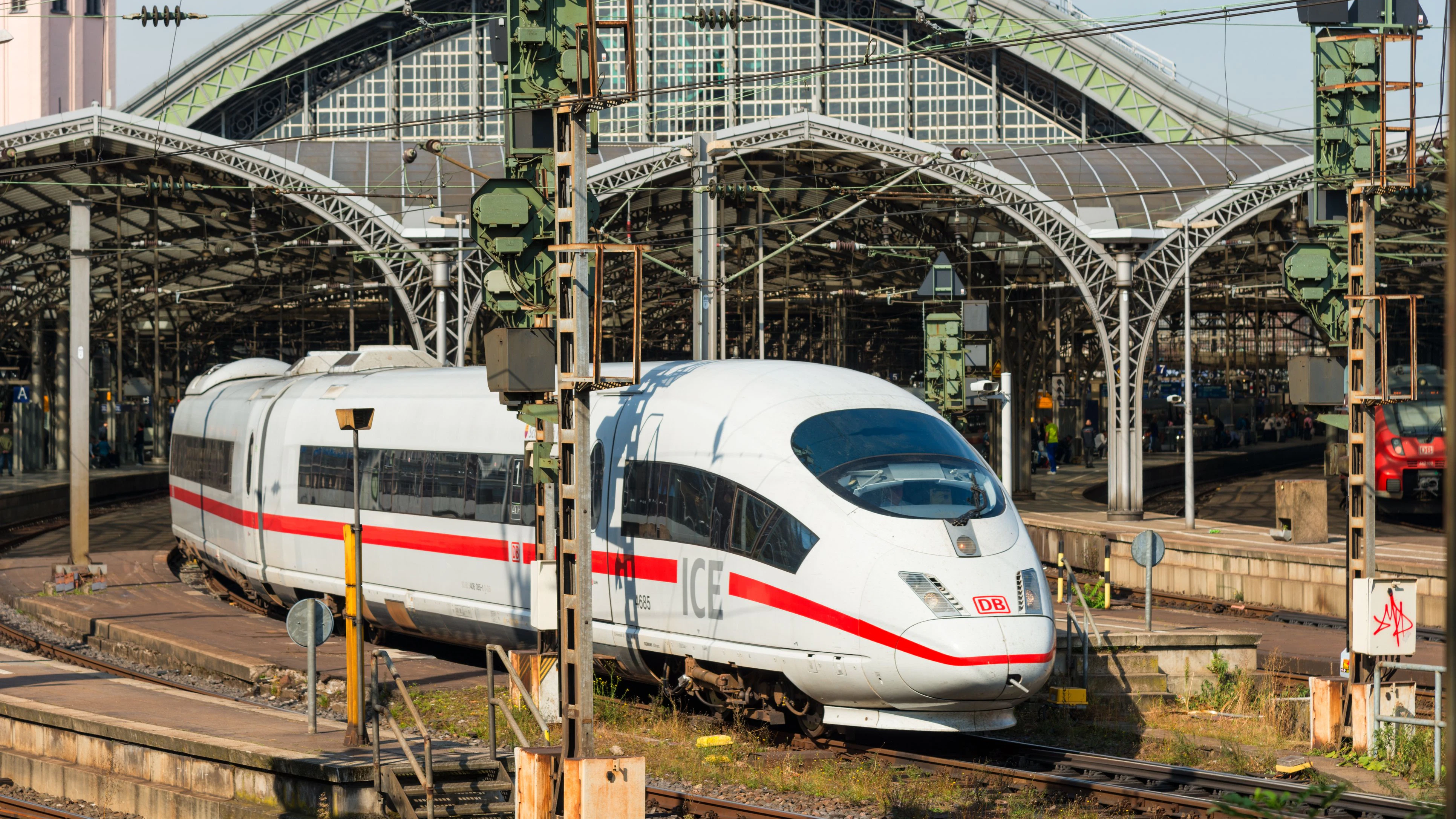 Die Deutsche Bahn hat erneut einen Milliardenverlust geschreiben. 