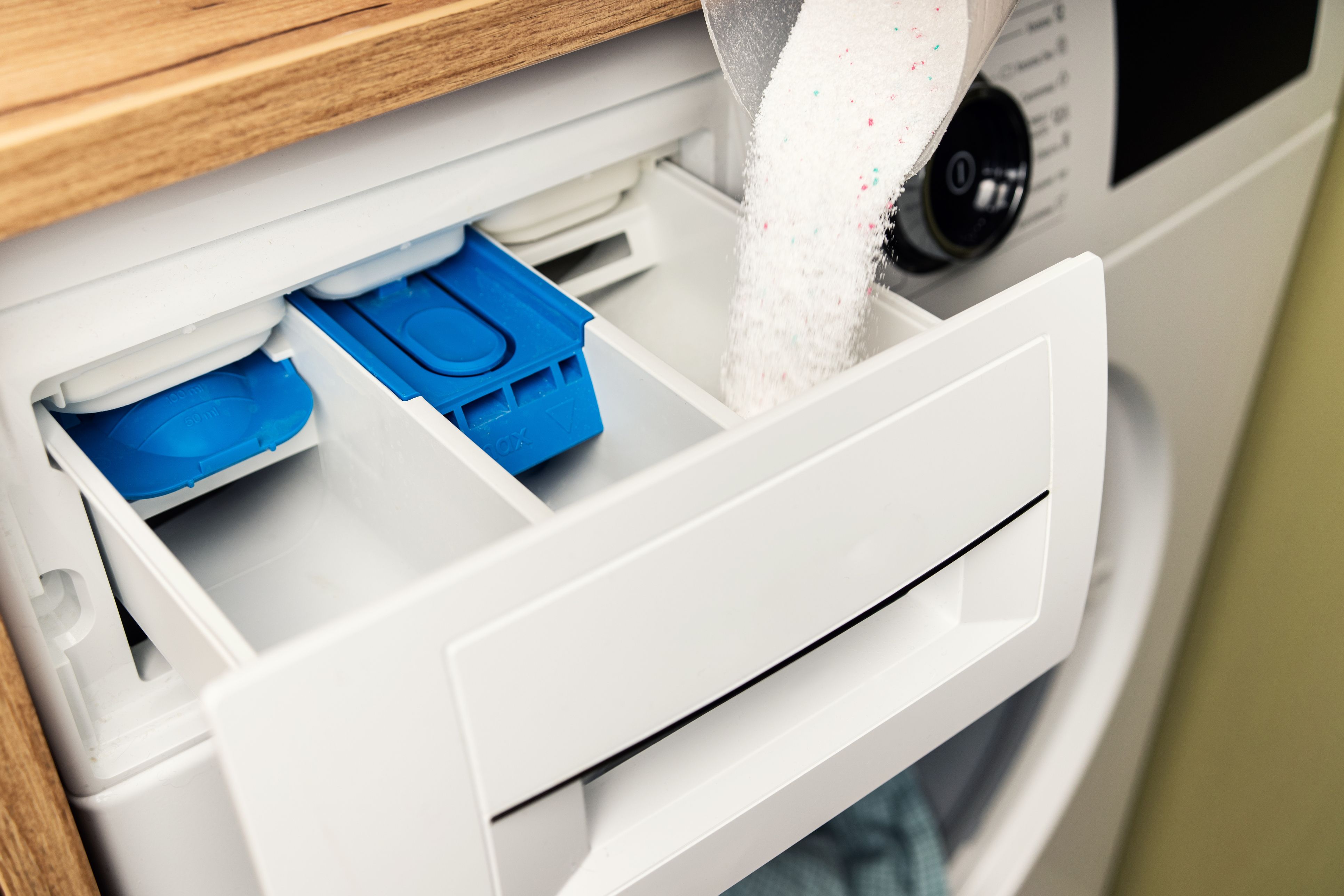 Heute.at - Diese Waschmaschinen-Klappe spart dir richtig Geld