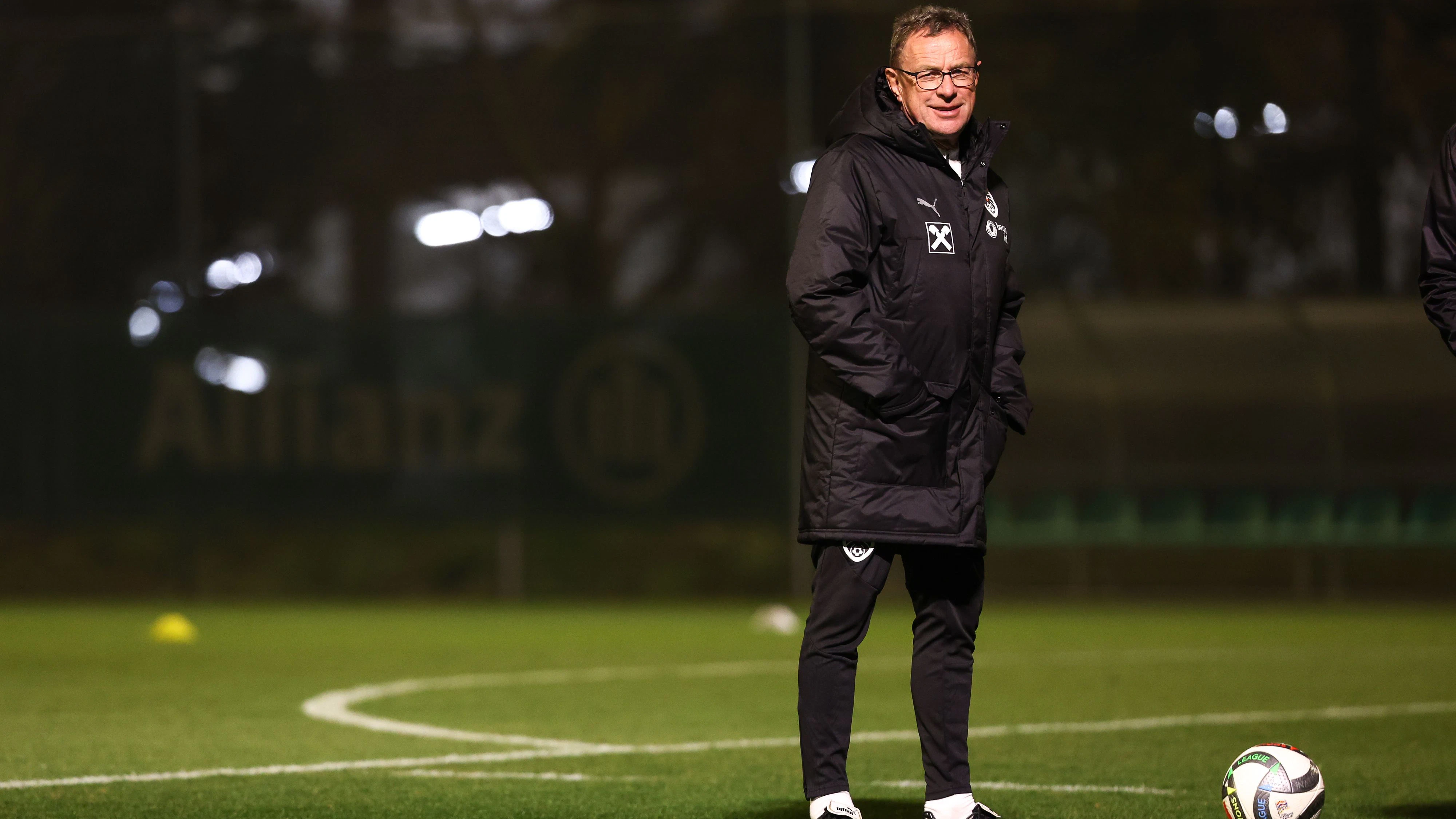 VIENNA,AUSTRIA,11.NOV.24 - SOCCER - OEFB, Oesterreichischer Fussball-Bund, training. Image shows head coach Ralf Rangnick (AUT). Photo: GEPA pictures/ Armin Rauthner