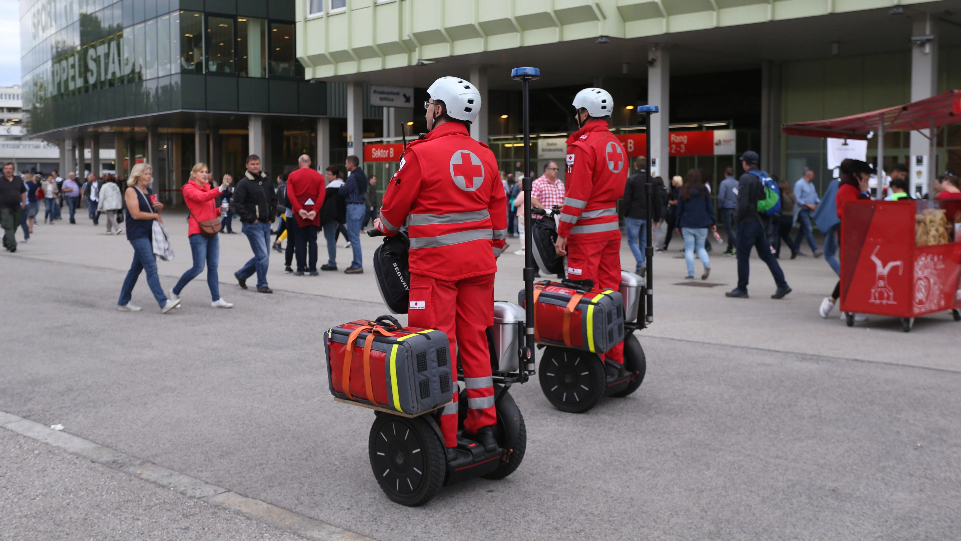 Beim Stadion im Prater ist man bereit für die Fans.
