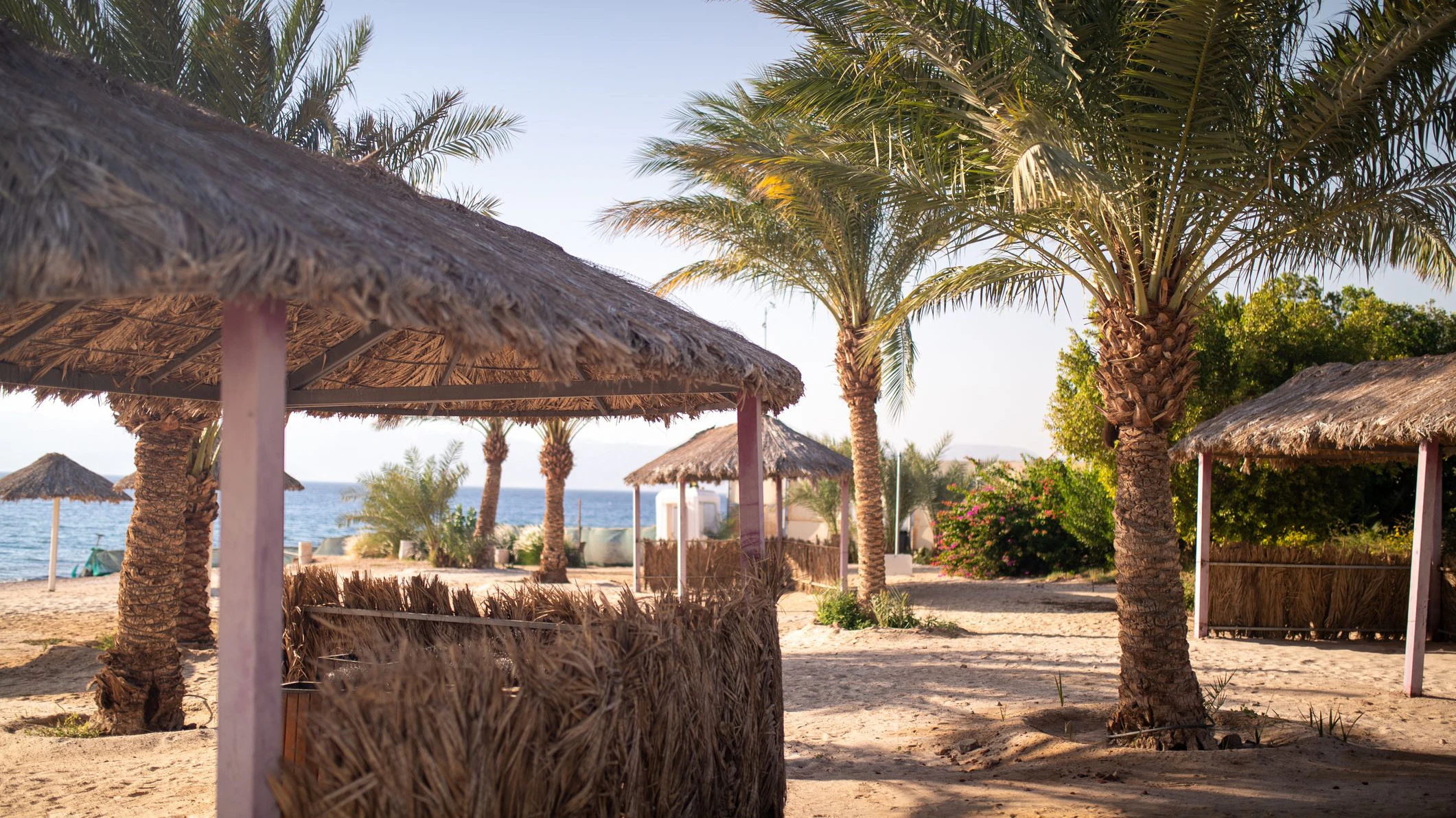 Während die Eltern ihren Urlaub genossen, blieben die Kinder alleine zu Hause. (Symbolbild)