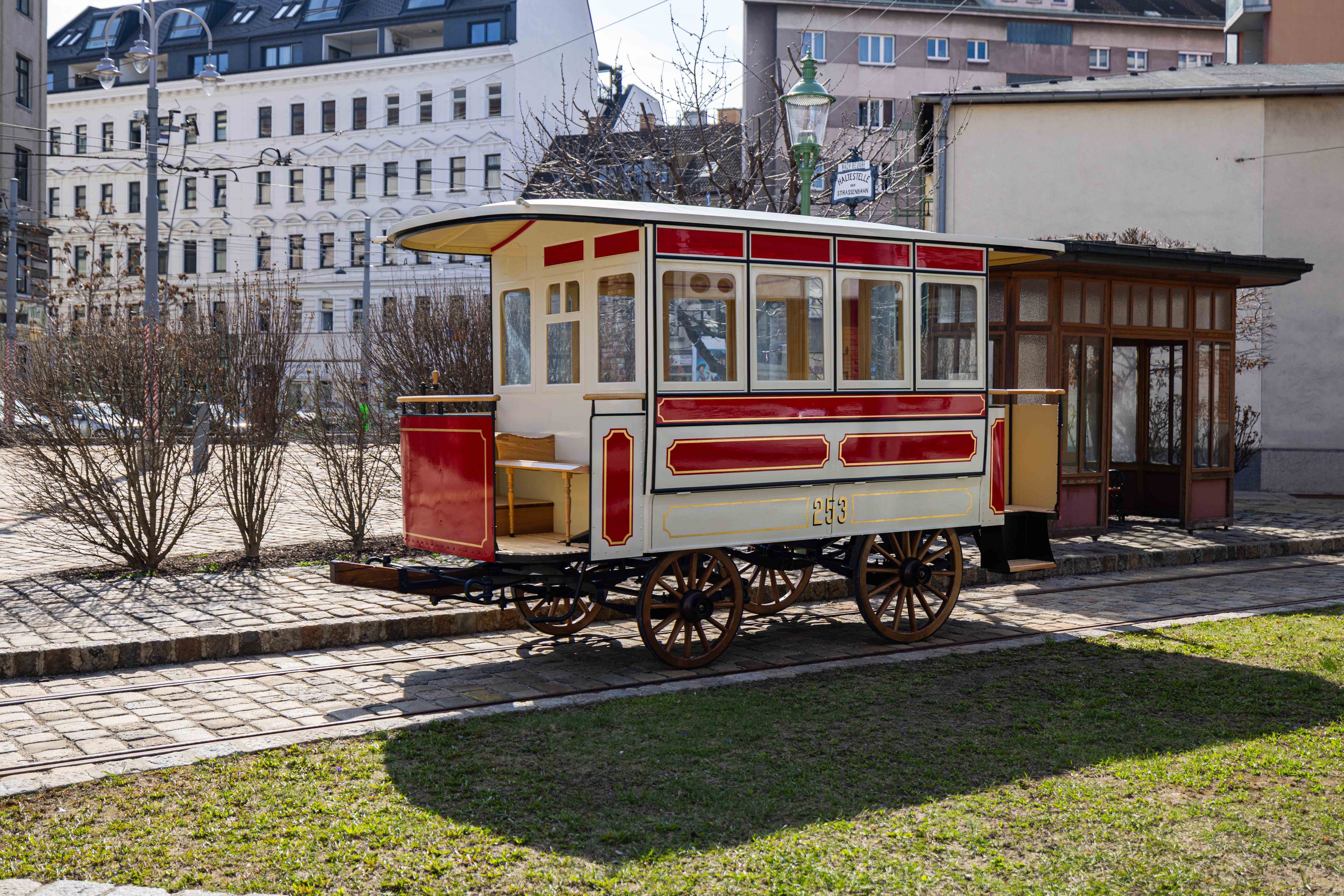 Der Stellwagen wurde in einem aufwändigen Verfahren originalgetreu wiederhergestellt.