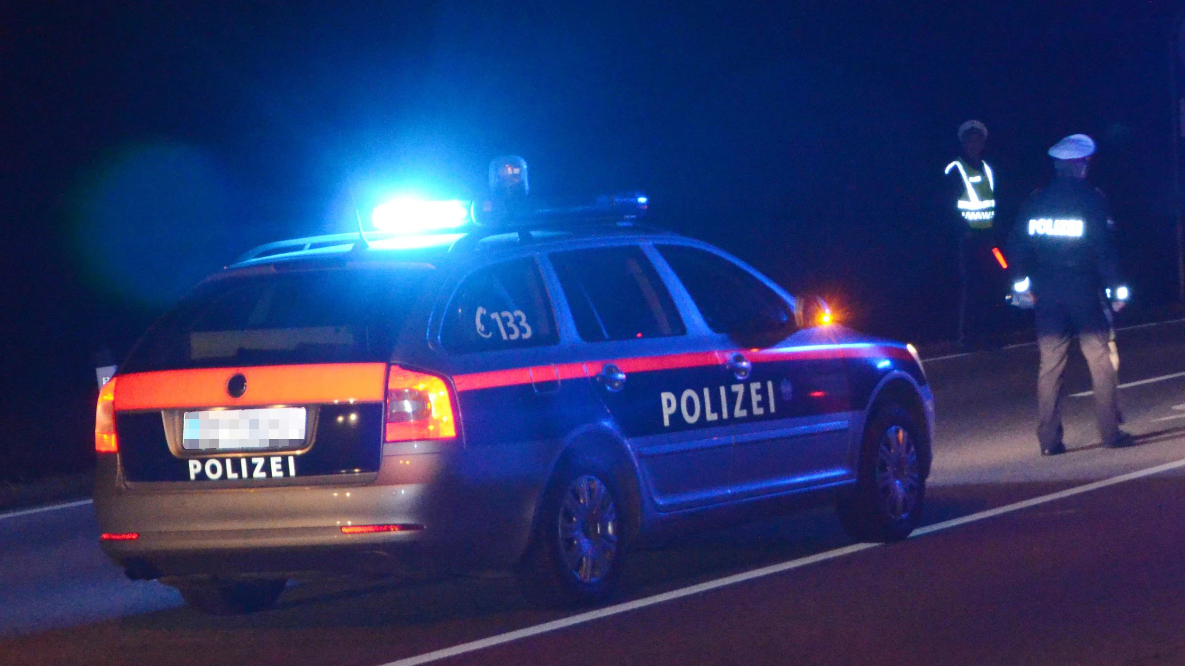 Verkehrskontrolle der Tiroler Polizei -Fotocredit: ZOOM.TIROL 