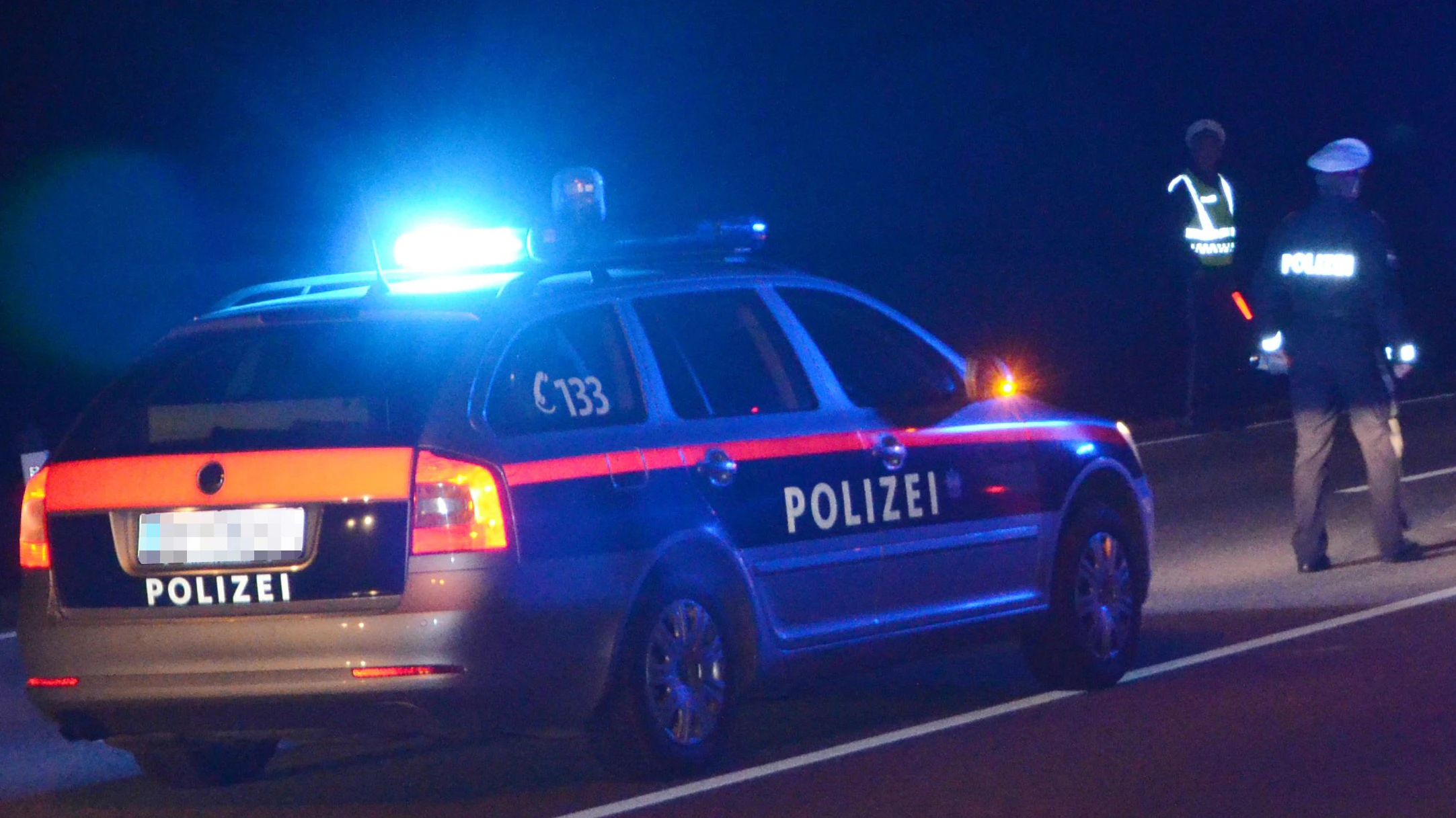 Verkehrskontrolle der Tiroler Polizei -Fotocredit: ZOOM.TIROL 