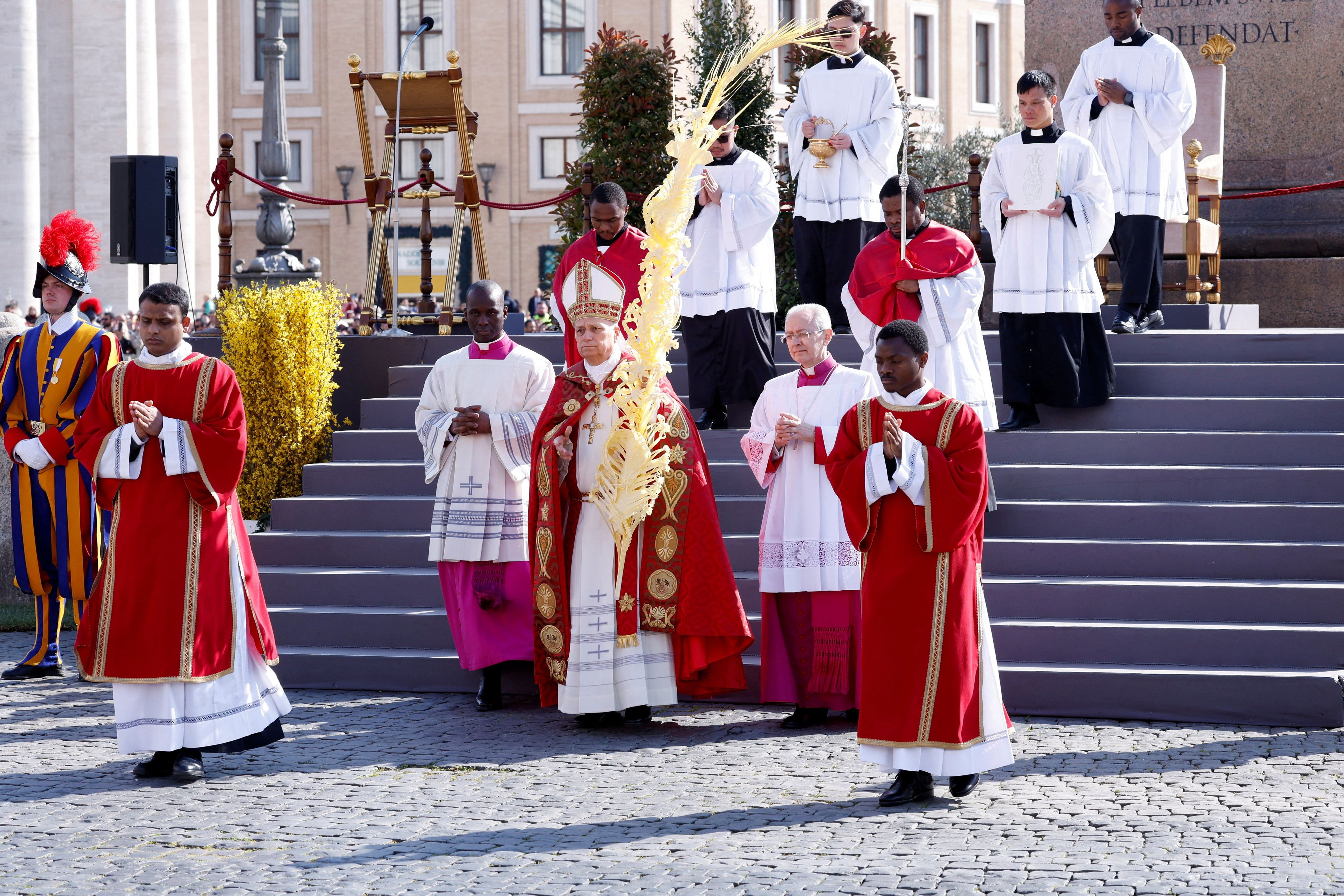 Papst Leo XIV. hat die Karwoche mit einer Messe am Petersplatz eröffnet.