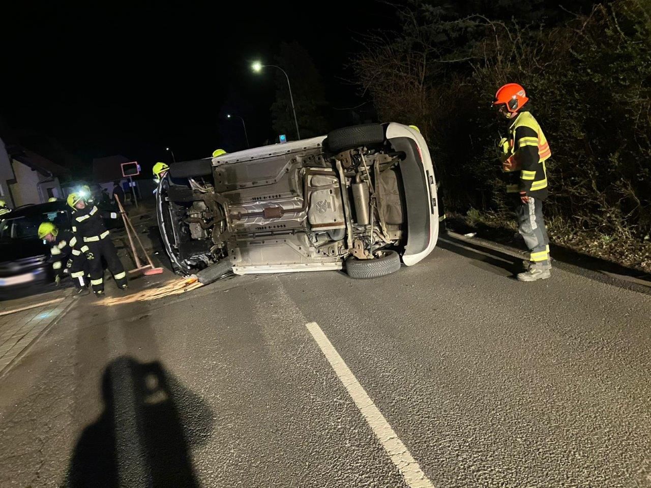 Zwei spektakuläre Unfälle binnen sechs Stunden