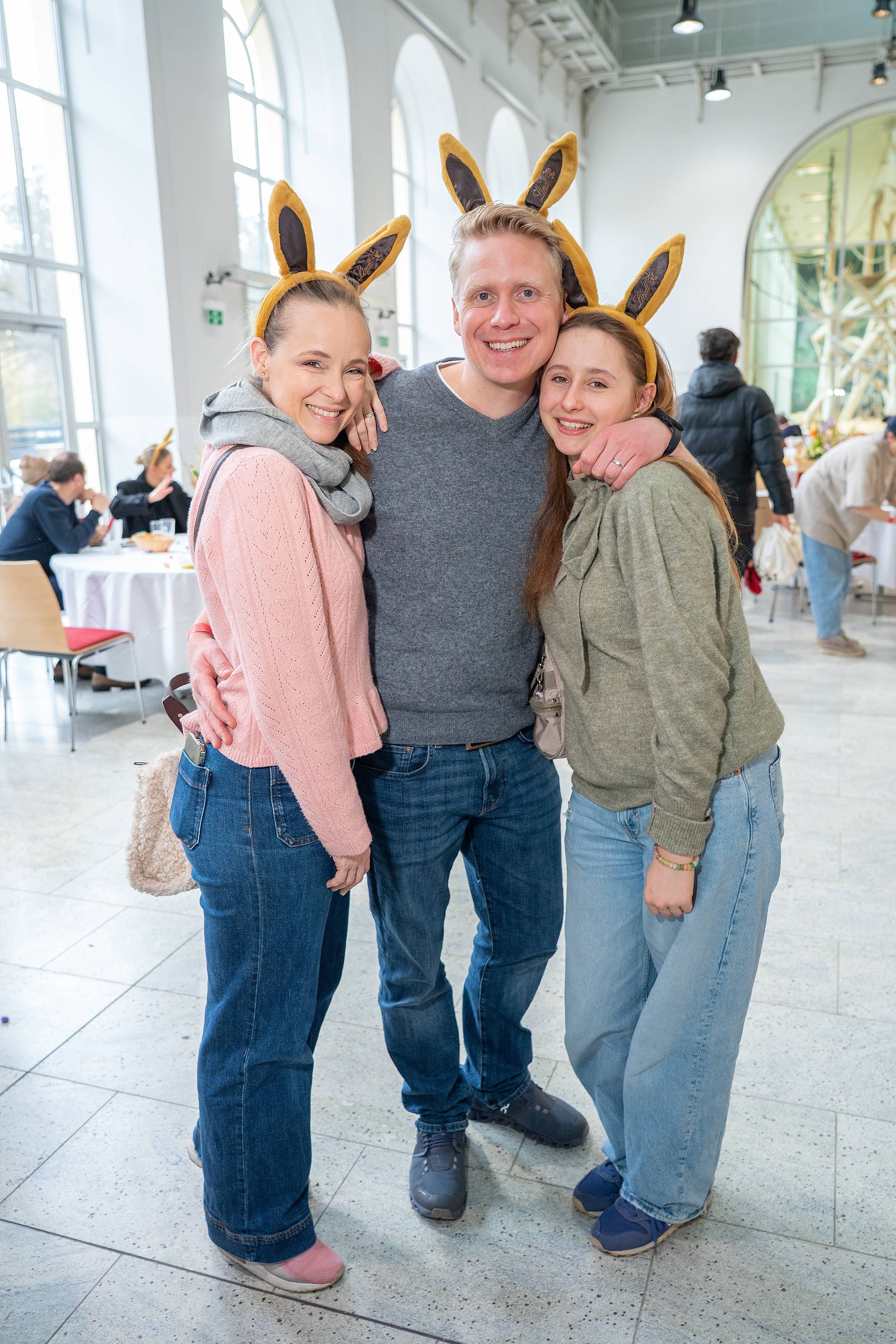 Missy May mit ihrer Tochter Marie und ihrem Eheman Andreas Wanasek
