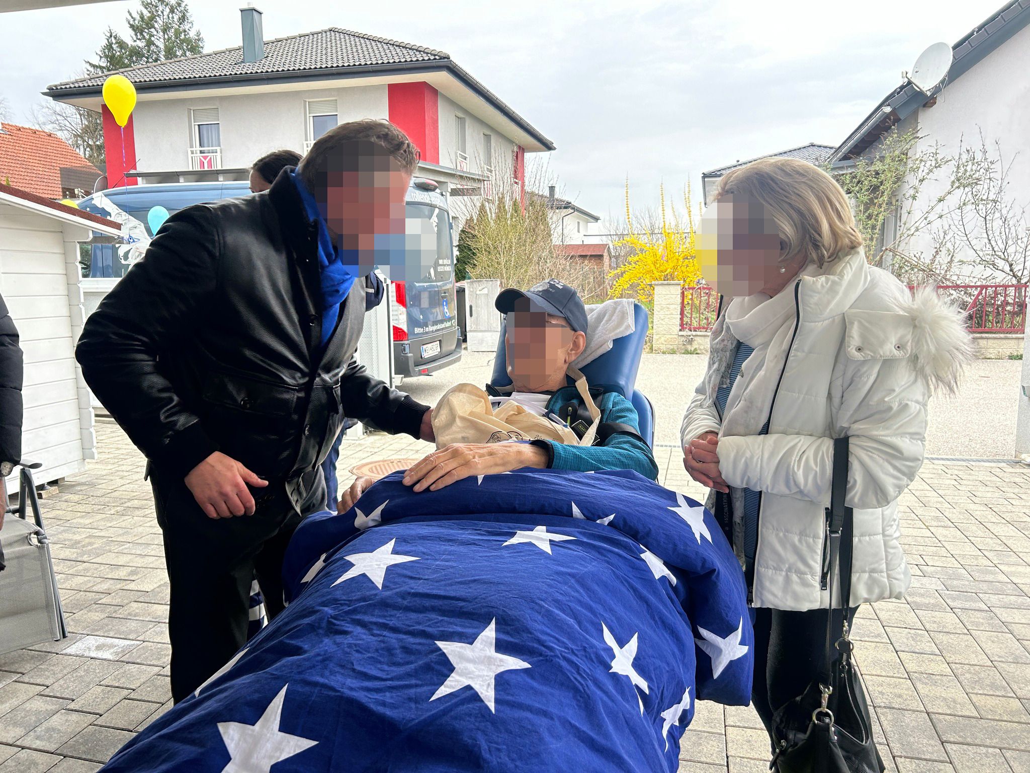 Heute.at - Österreicher kann ein letztes Mal seine Heimat sehen