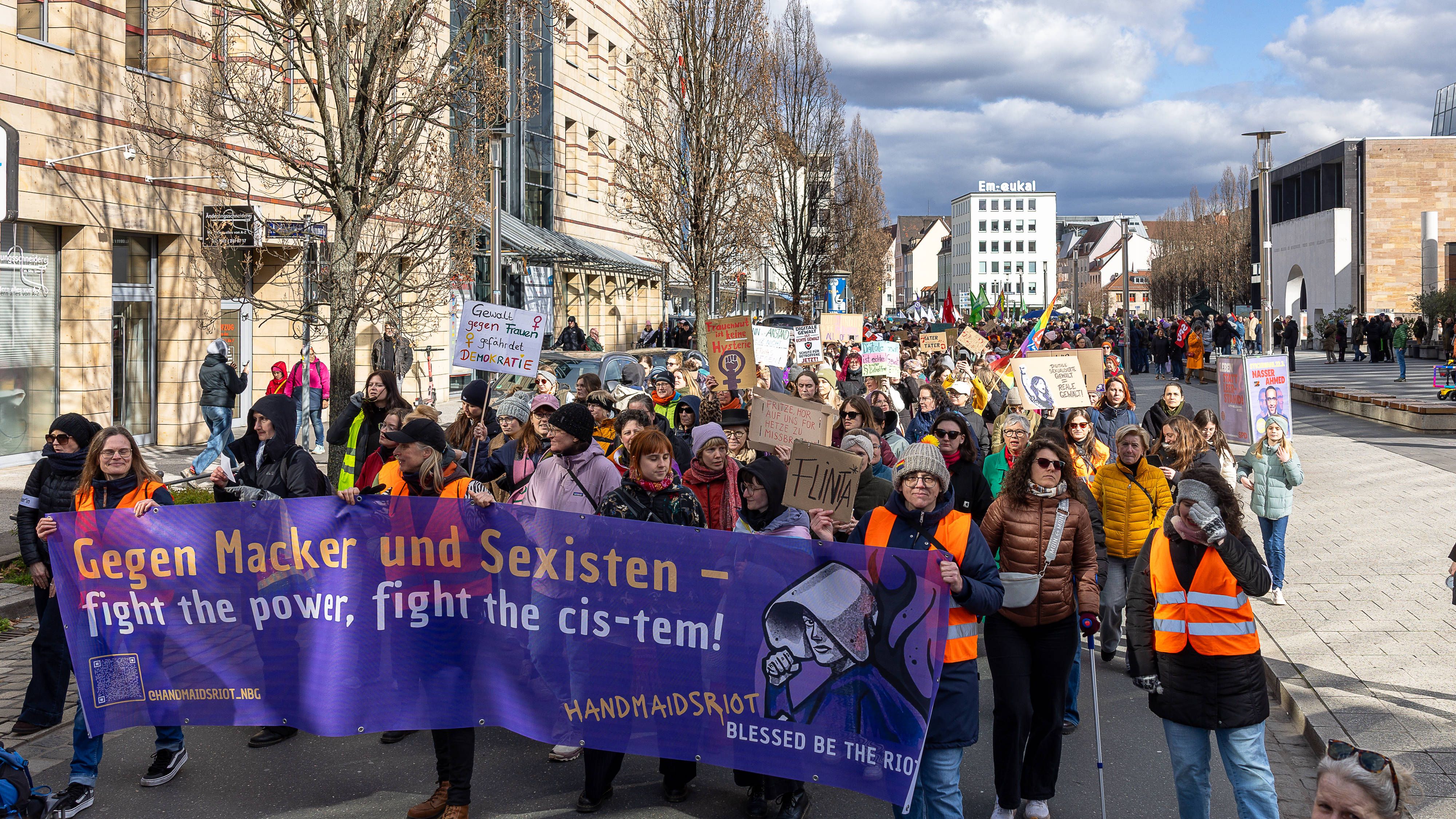 Solidaritätskundgebung mit Collien Fernandes und gegen sexualisierte digitale Gewalt in Nürnberg, 29. März 2026.