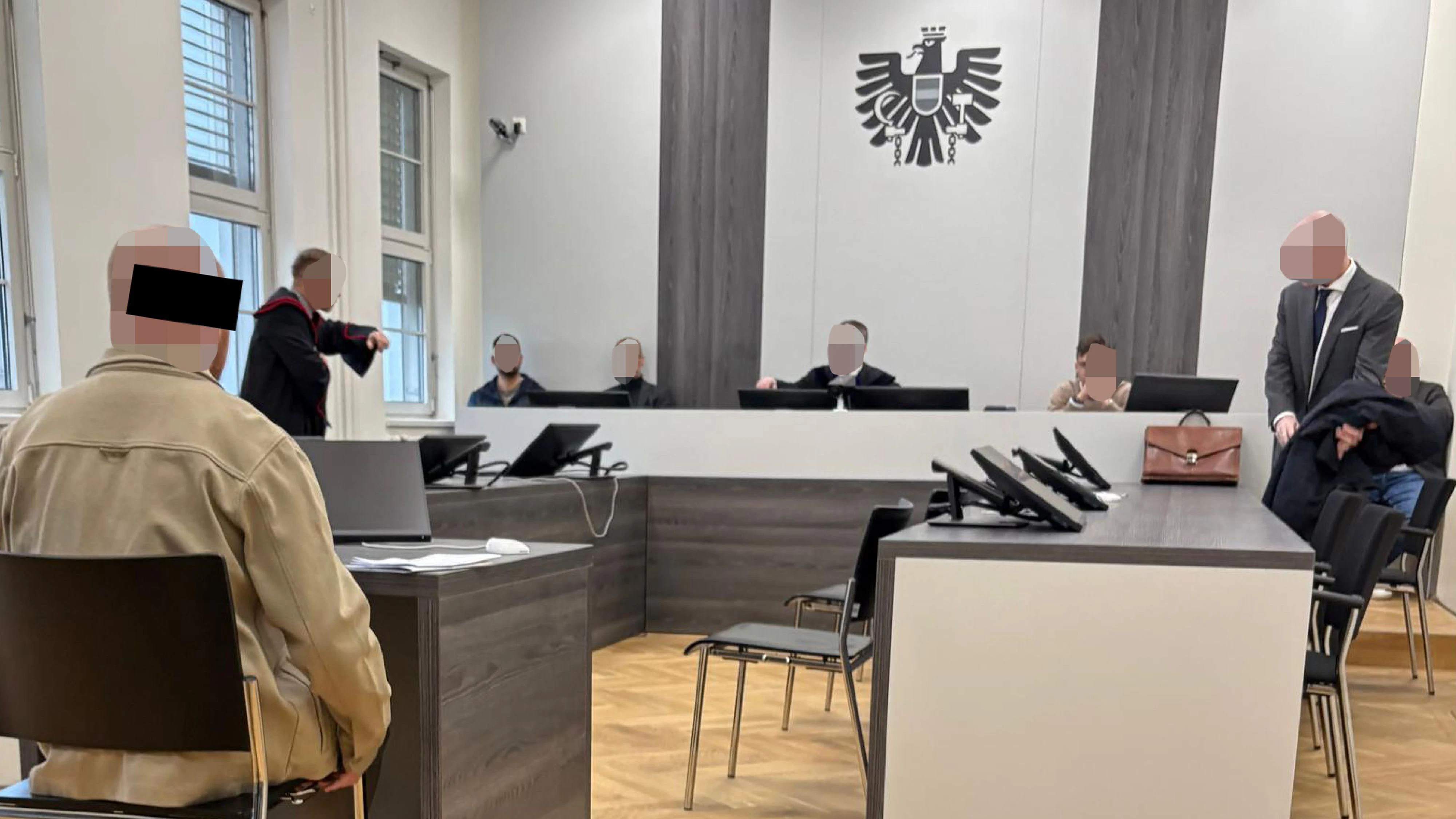 Der Angeklagte beim Prozess in Wr. Neustadt
