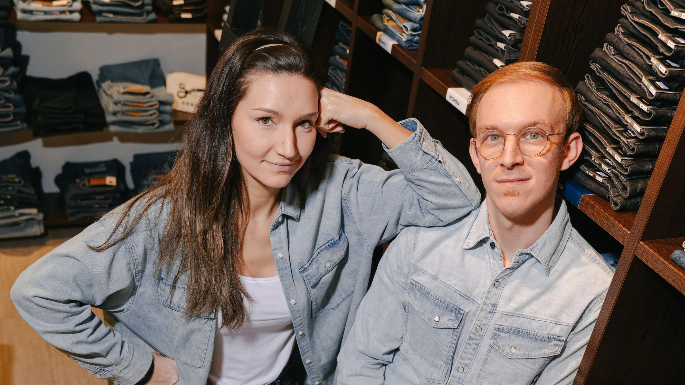 Magdalena &amp; Markus Budim: Das Ehepaar betreiben den Denimshop "The Budims" im Raimundhof im 6. Bezirk in Wien.