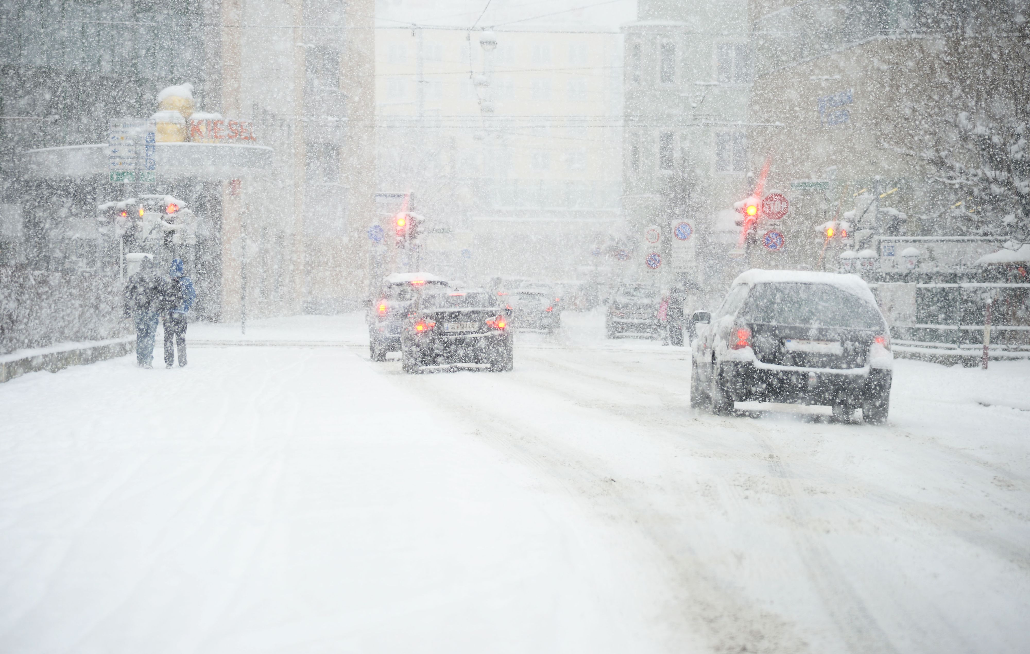 Heute.at - Bis zu 60 Zentimeter – Schnee-Walze im Anmarsch