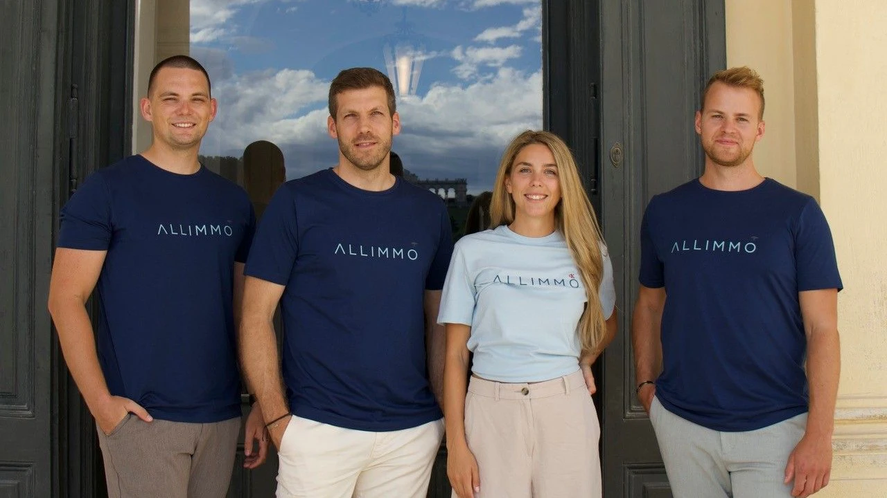 Das SearchPlace.ai-Team Markus Hammerschmid, Julian Wimmer, Vivienne Pour und Joshua Krick.