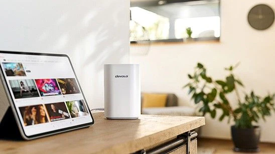 devolo präsentiert neues WLAN 7 Mesh-System und Glasfaser-Ethernet-Router.