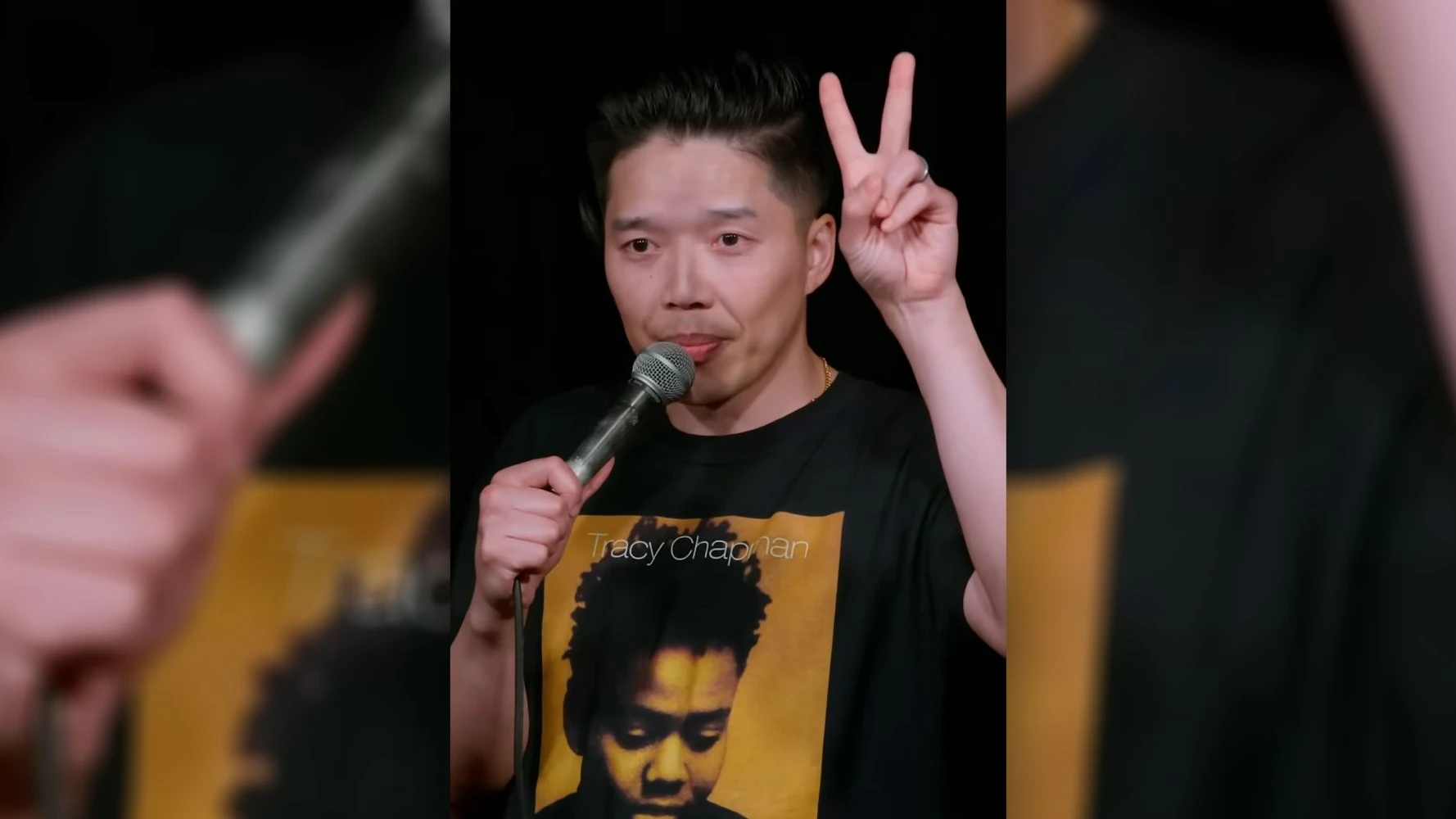 Alex Duong brachte das Publikum mit Asiaten-Witzen zum Lachen.