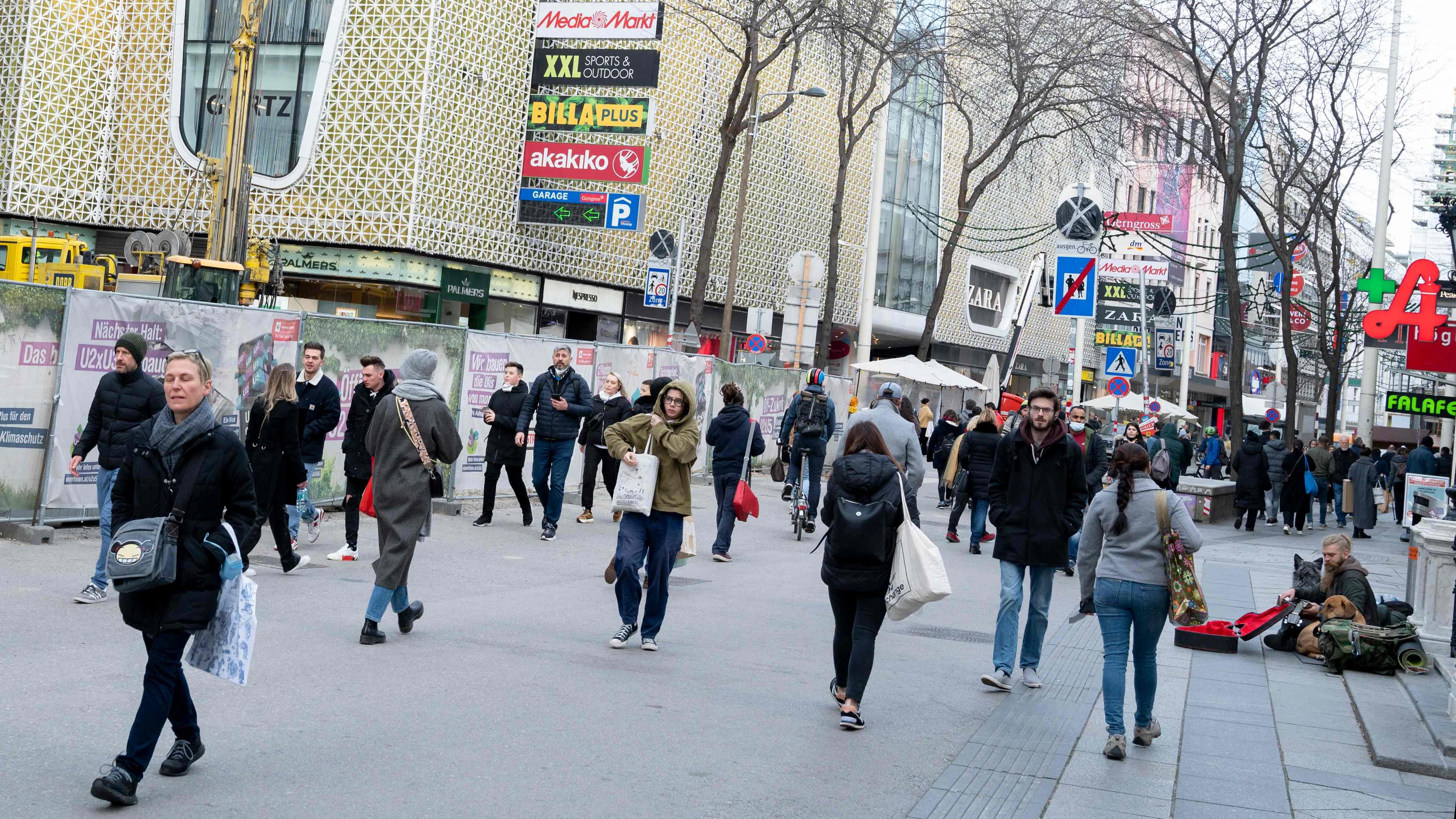 Regierung macht Druck - Wien soll Sonntag öffnen