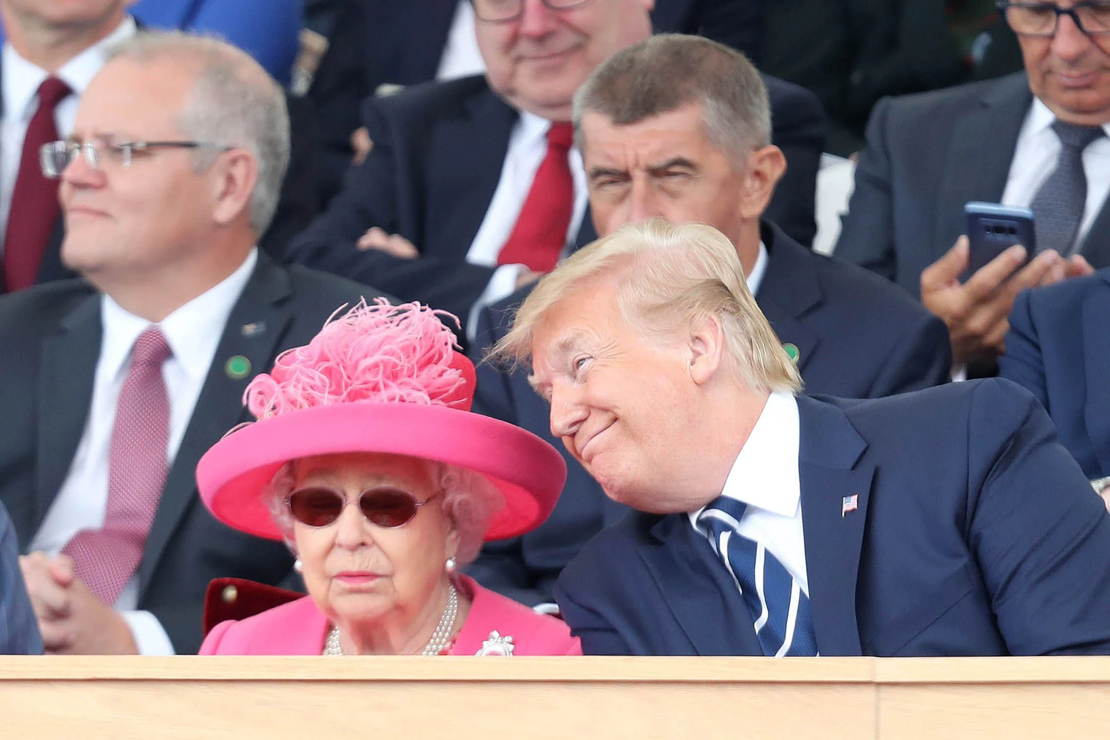 Verstand nicht, weshalb er gewählt wurde: Queen Elizabeth II. und Donald Trump beim 75. Jahrestag der alliierten Landung in der Normandie