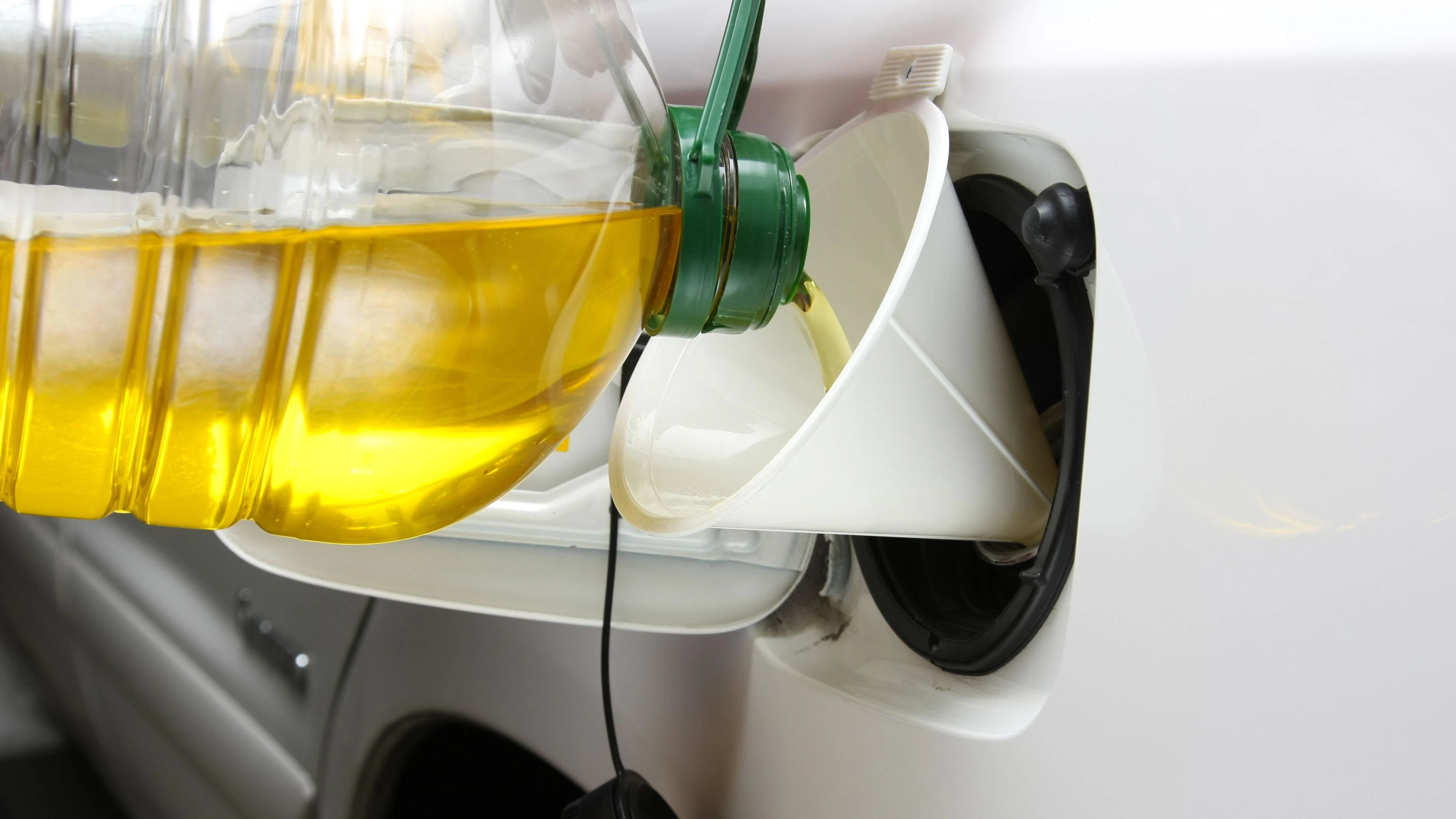 Heute.at - Vorsicht! Dieser beliebte Tank-Trick kann teuer werden