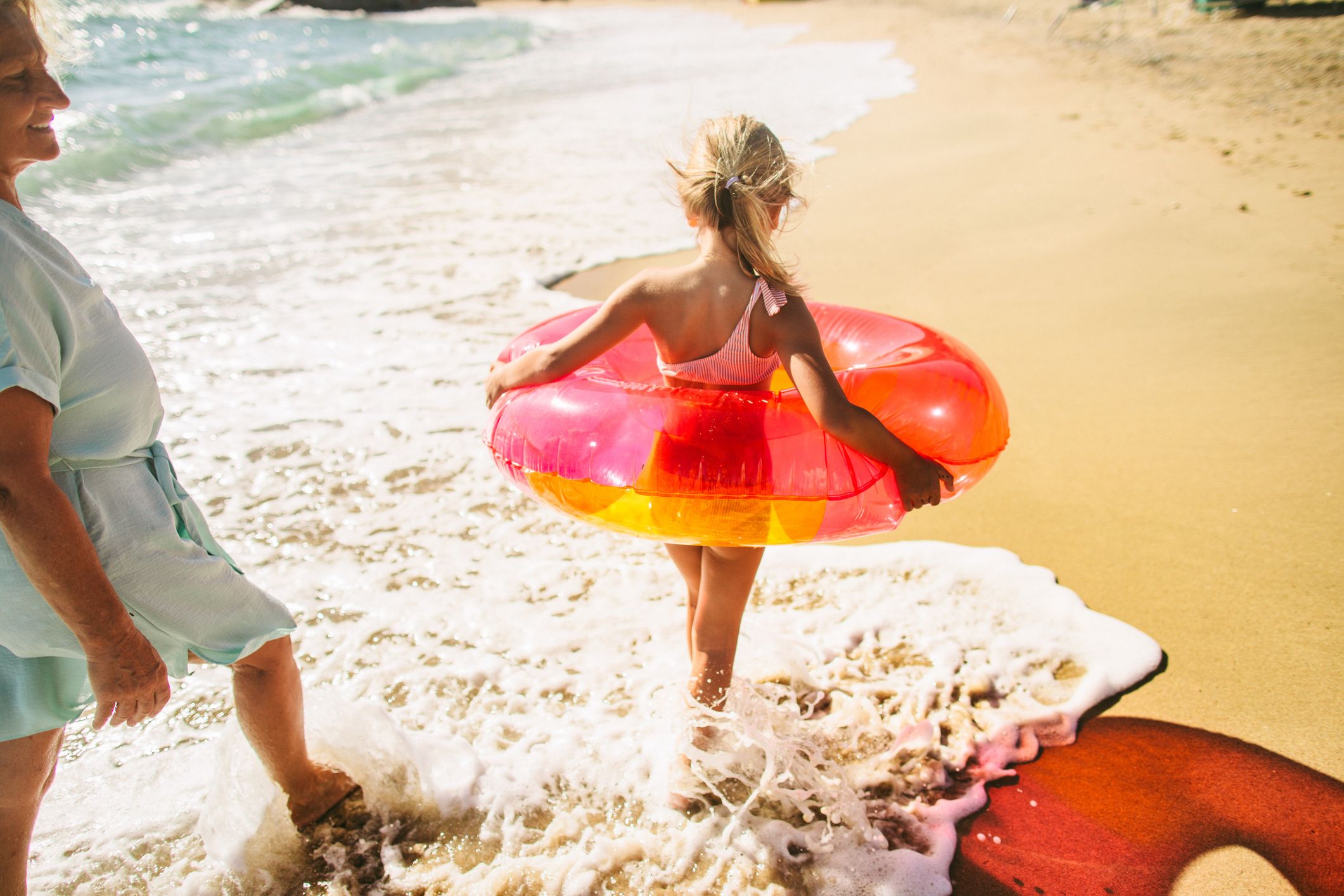 Bademode für Mädchen ist neuerdings gepolstert.