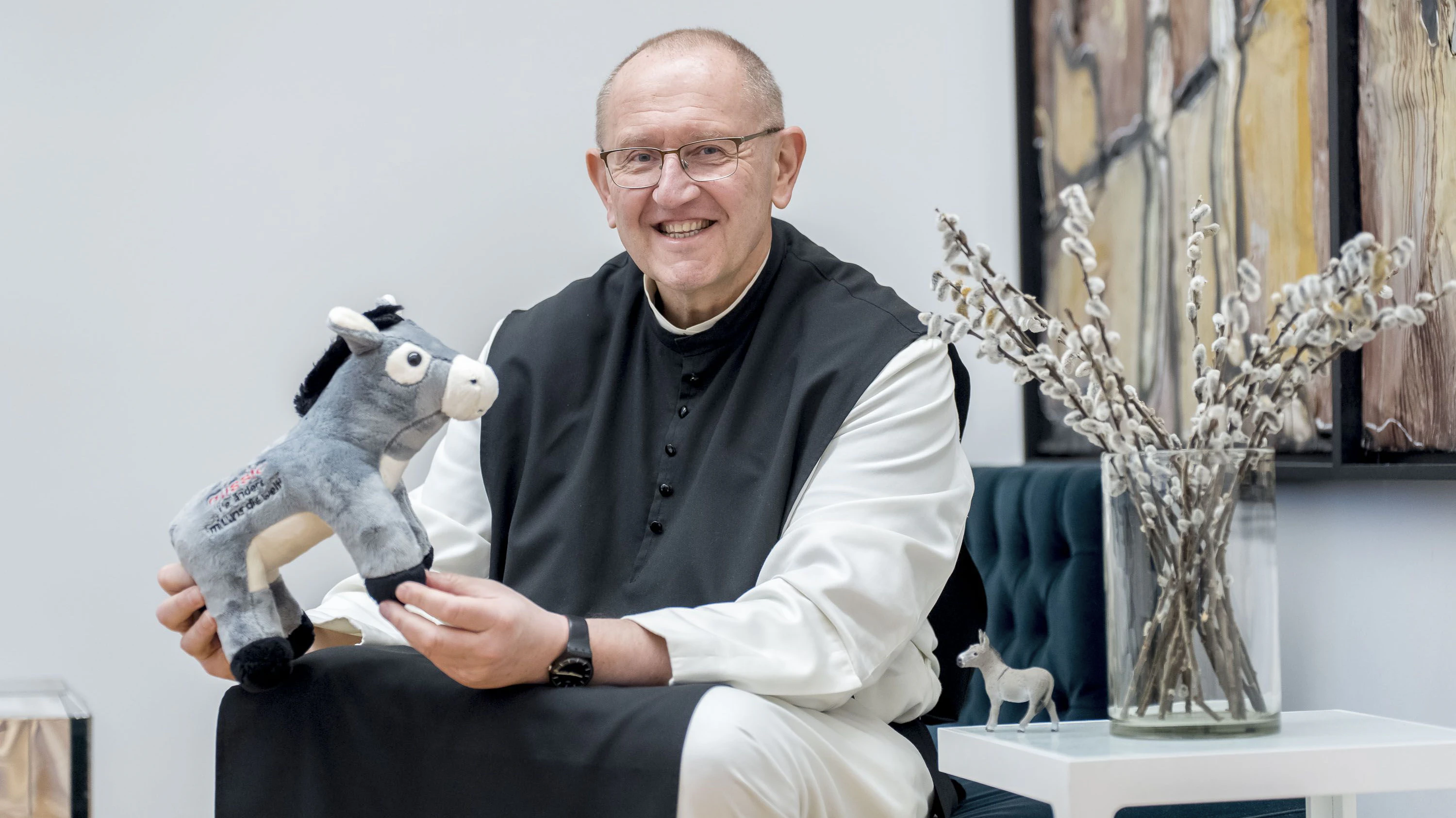 Heute.at - Eine Challenge – Pater Karl erklärt in Heute Ostern