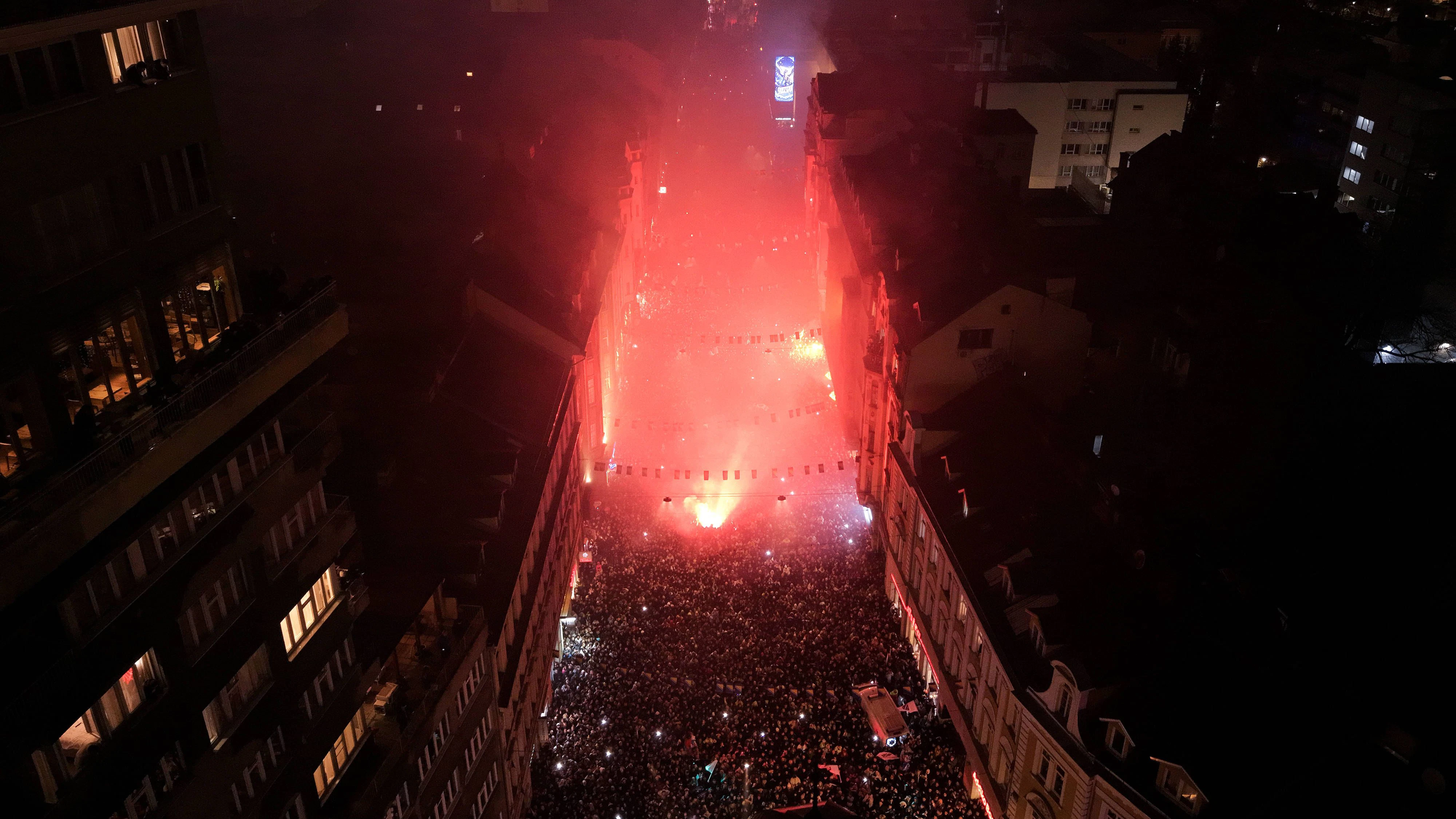 Heute.at - Italien rausgeworfen! Bosnier feiern irre WM-Party